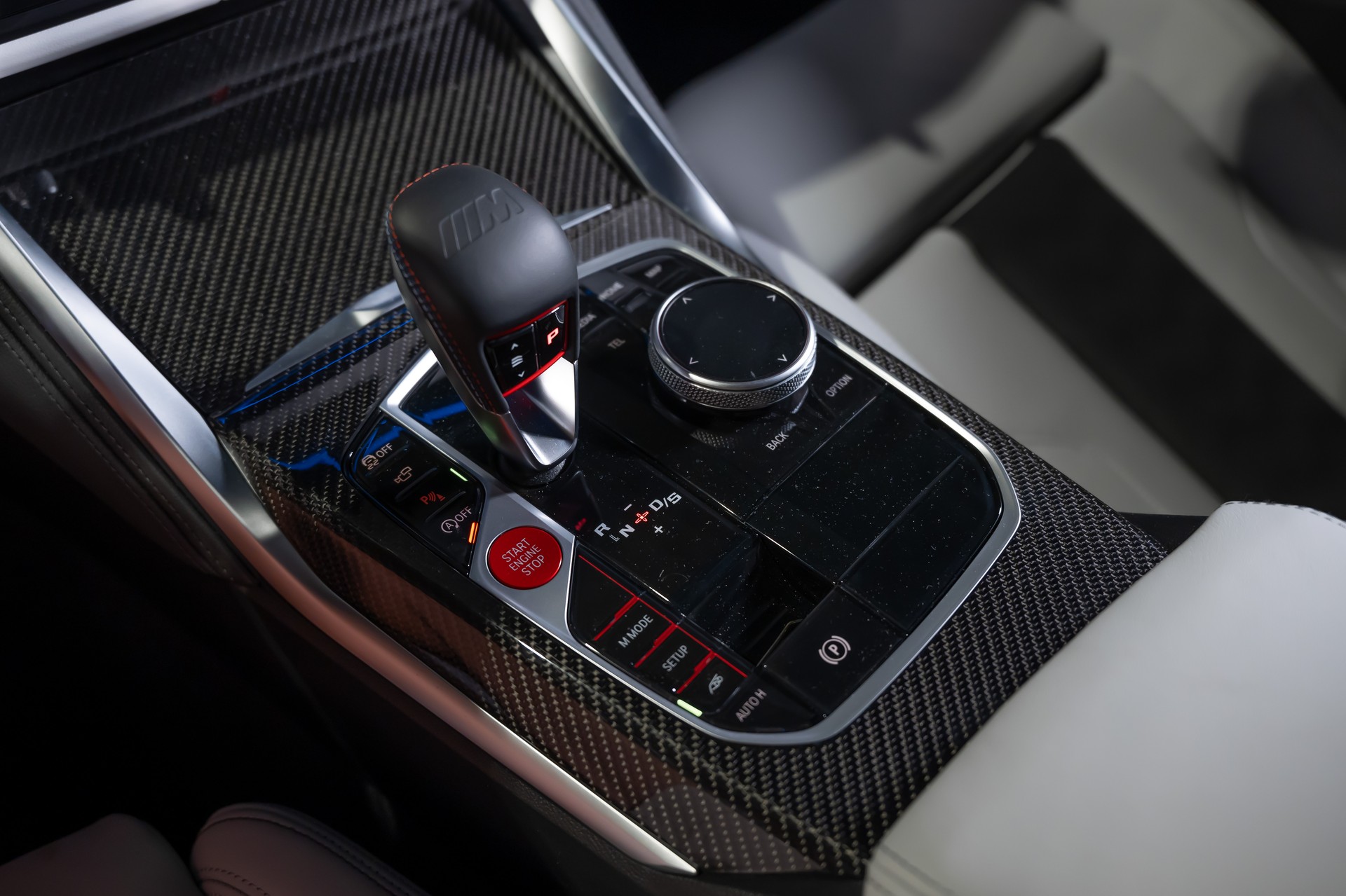 BMW M3 Competition xDrive-image-28