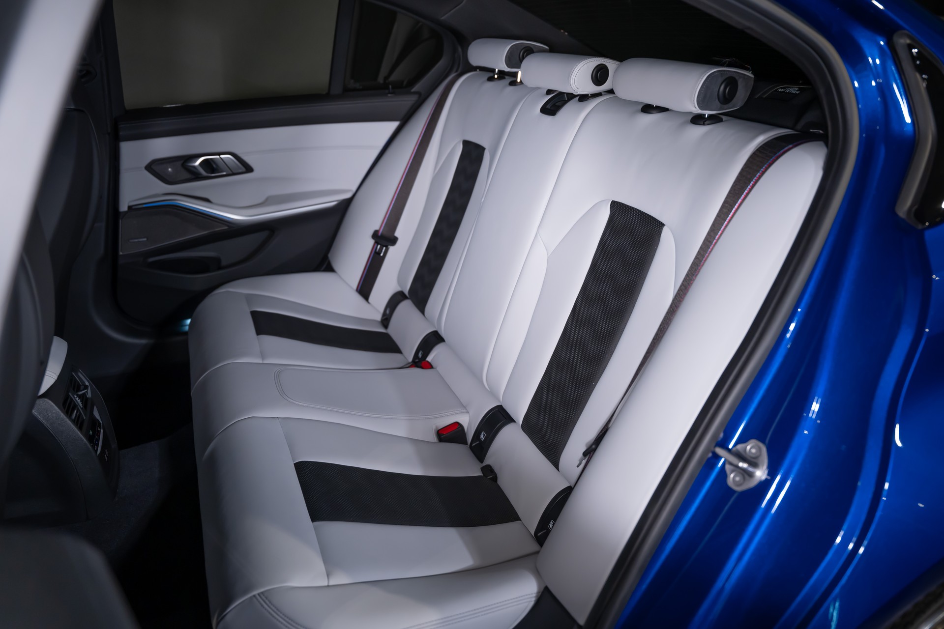 BMW M3 Competition xDrive-image-21
