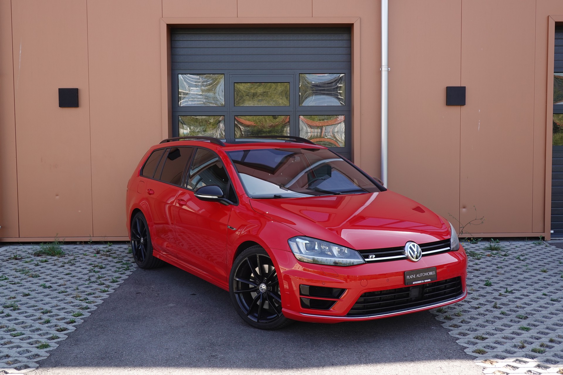VW Golf Variant 2.0 TSI R 4 Motion DSG * CH Auto * Camera recul * Capteurs avant/arriere * Toit Ouvrant * Phares Xenon *