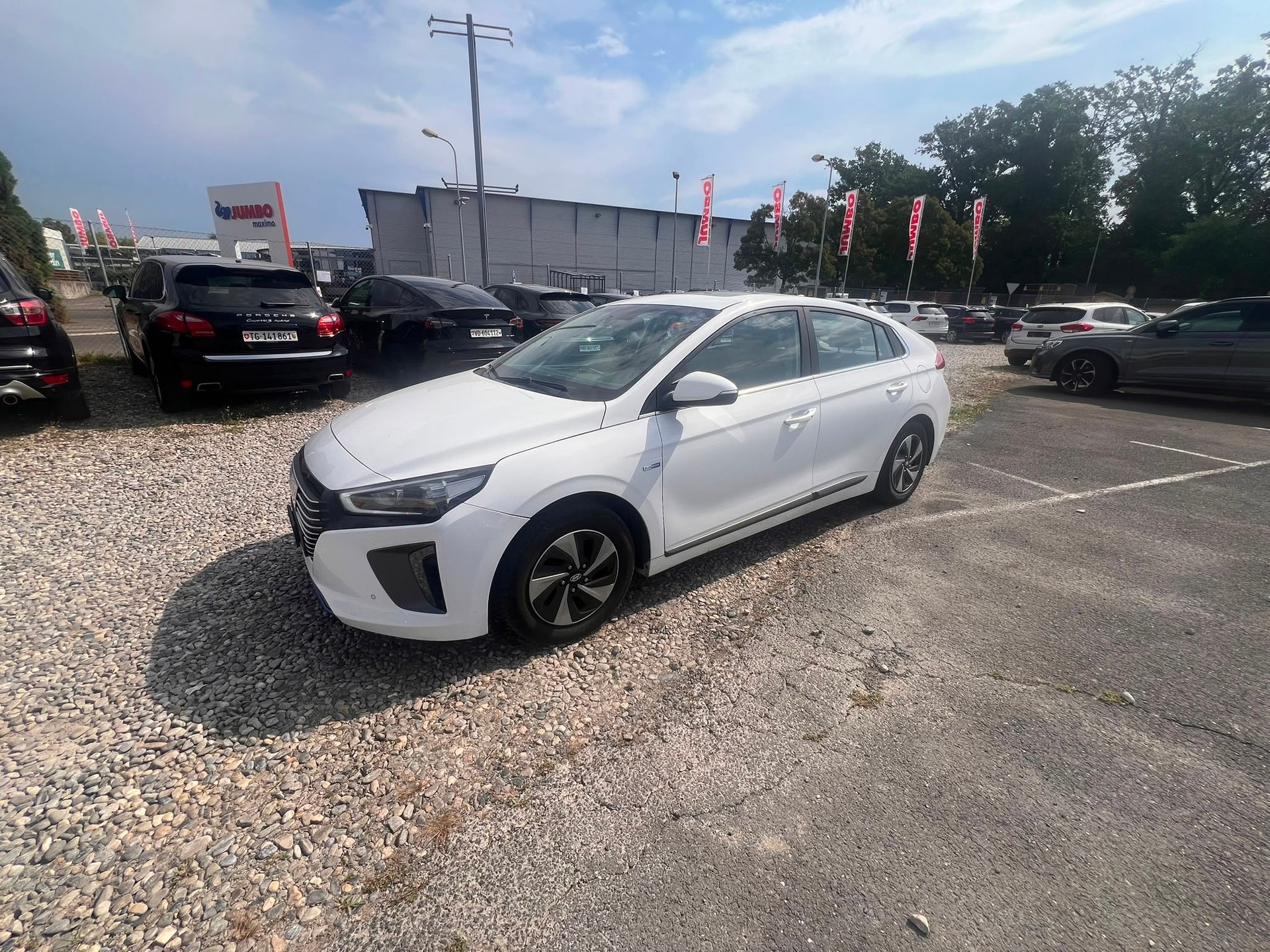 HYUNDAI Ioniq 1.6 GDi HEV Launch Plus DCT-image-1