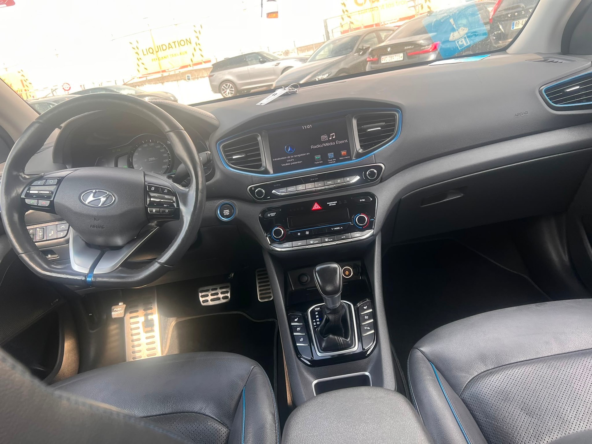 HYUNDAI Ioniq 1.6 GDi HEV Launch Plus DCT-image-9