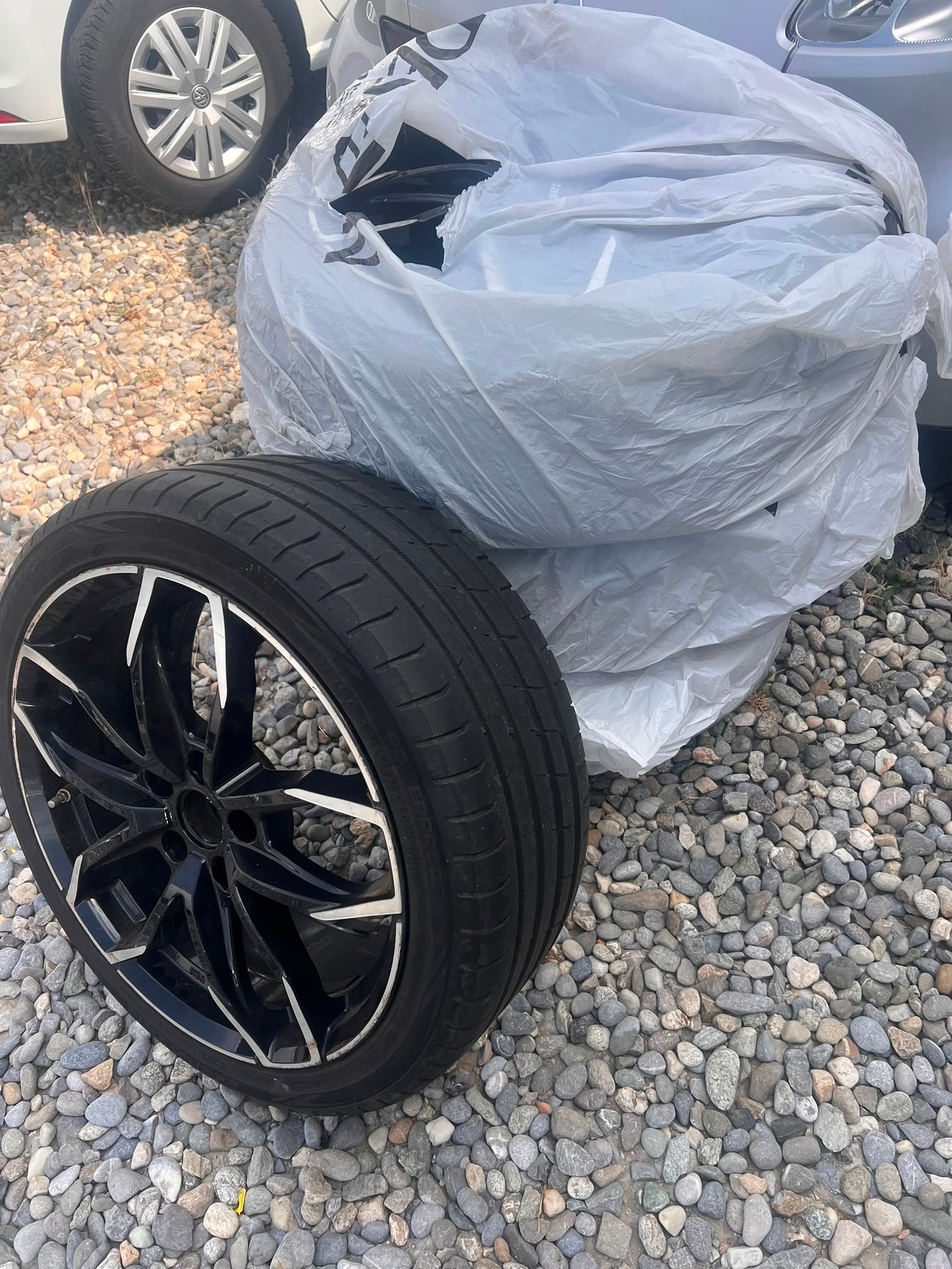 HYUNDAI Ioniq 1.6 GDi HEV Launch Plus DCT-image-13