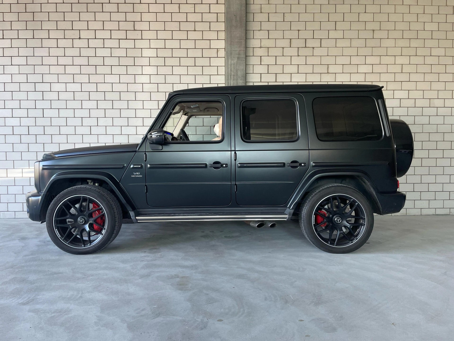 MERCEDES-BENZ G 63 AMG Speedshift Plus G-Tronic Vollausstattung-showroom-element-3
