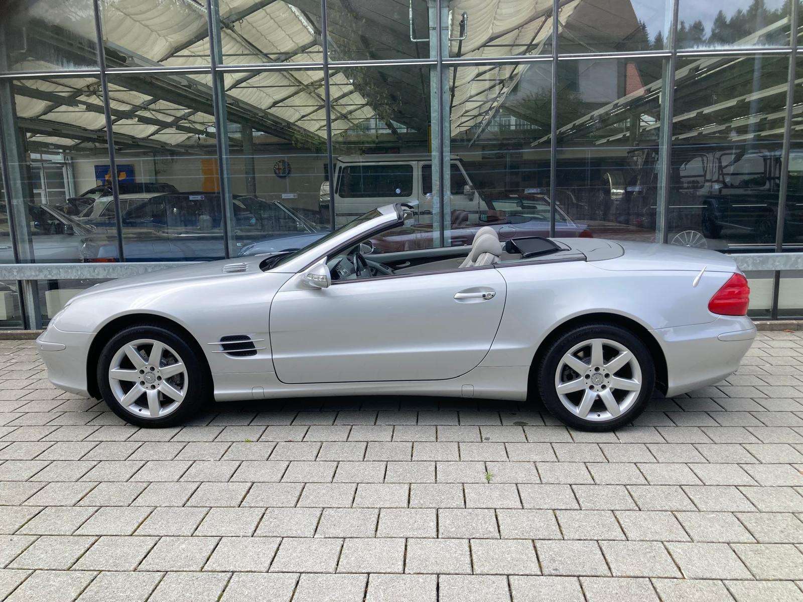 MERCEDES-BENZ SL 500 Automatic-showroom-element-2