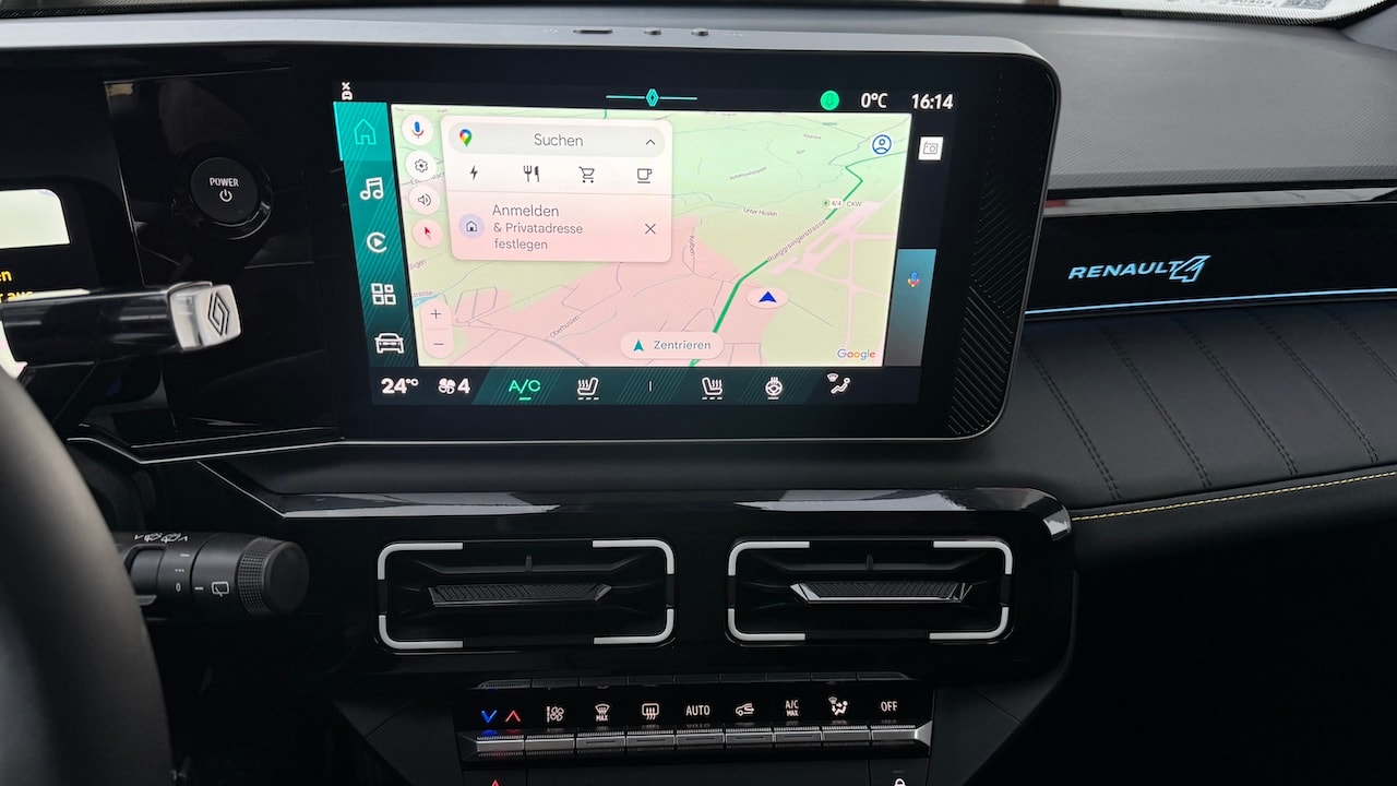 RENAULT R4 E-Tech Comfort Range 52 kWh Iconic-image-25