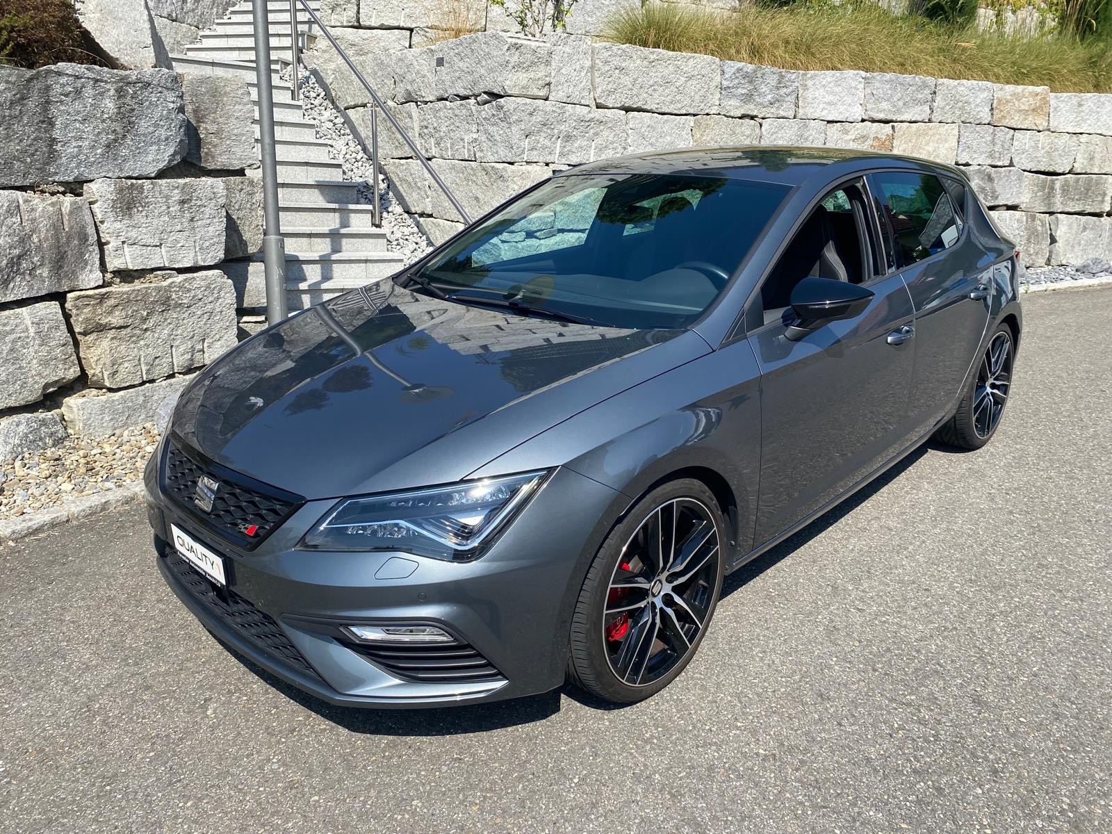 SEAT Leon 2.0 TSI Cupra 300 DSG
