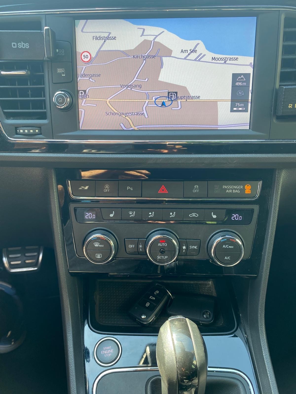 SEAT Leon 2.0 TSI Cupra 300 DSG-image-10