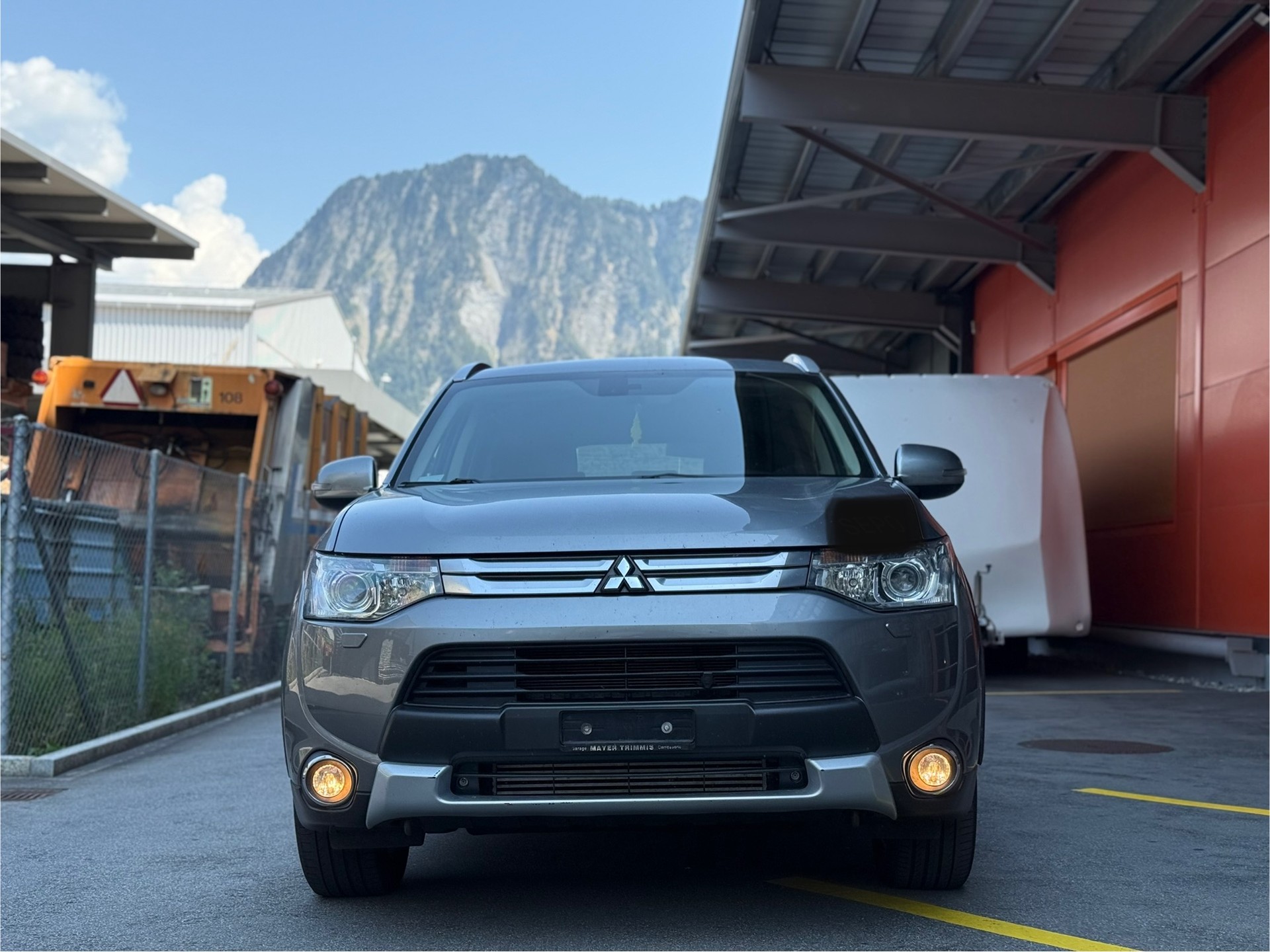 MITSUBISHI Outlander 2.2 DID Navigator 4WD Automatic-showroom-element-1