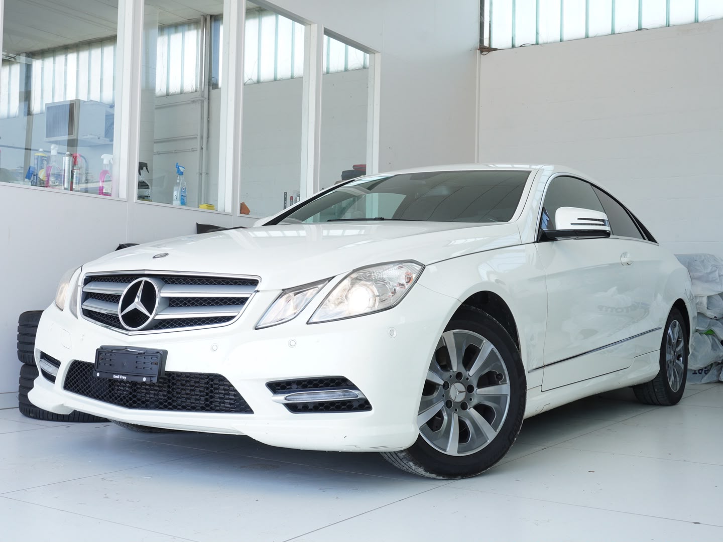 MERCEDES-BENZ E 200 CGI BlueEfficiency 7G-Tronic