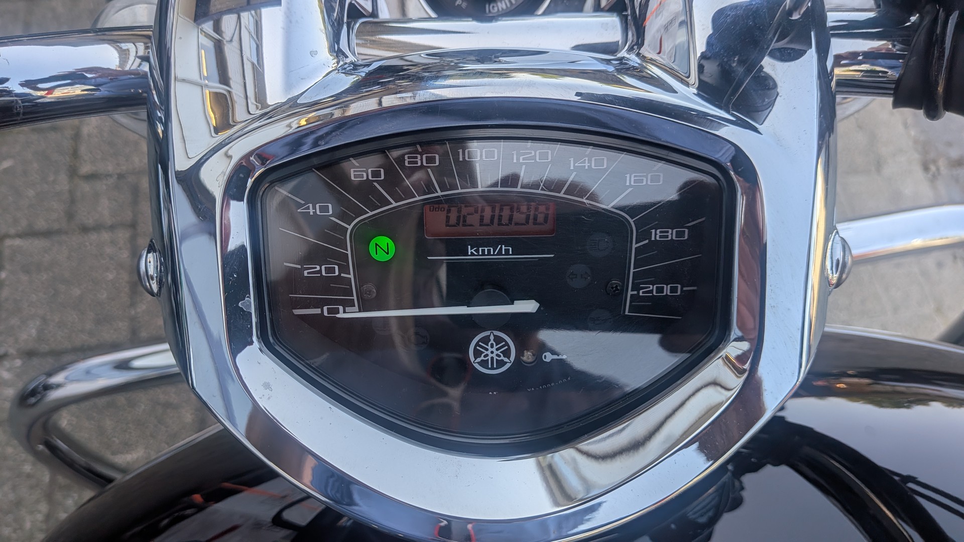YAMAHA XVS 1300 A Midnight Star-image-4