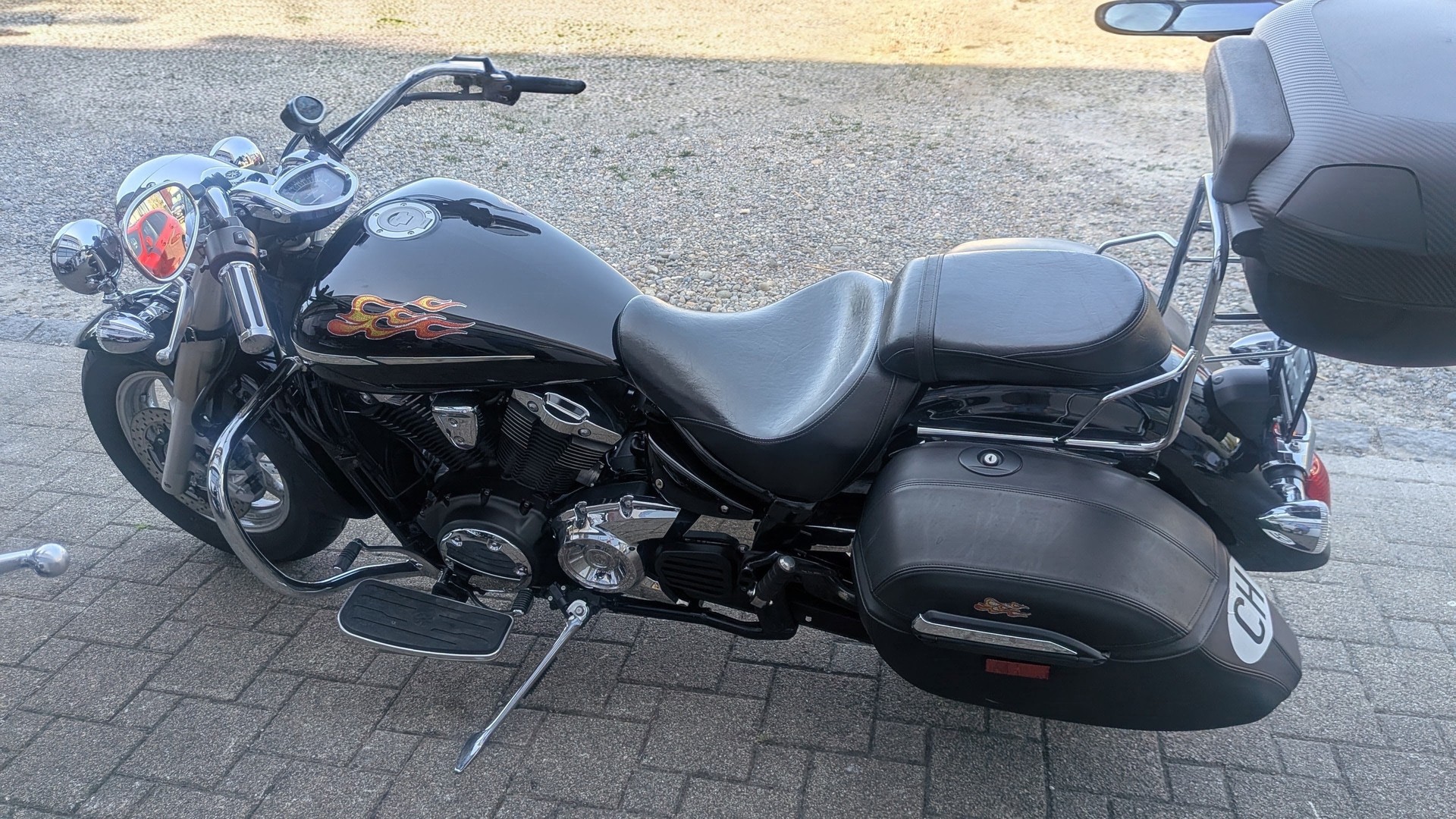 YAMAHA XVS 1300 A Midnight Star-image-5