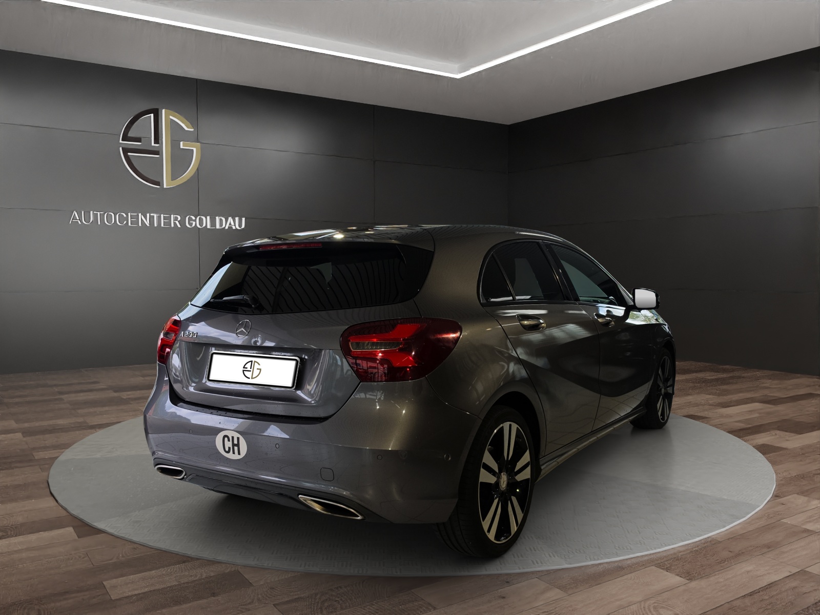MERCEDES-BENZ A 200 Night Star 7G-DCT-showroom-element-3