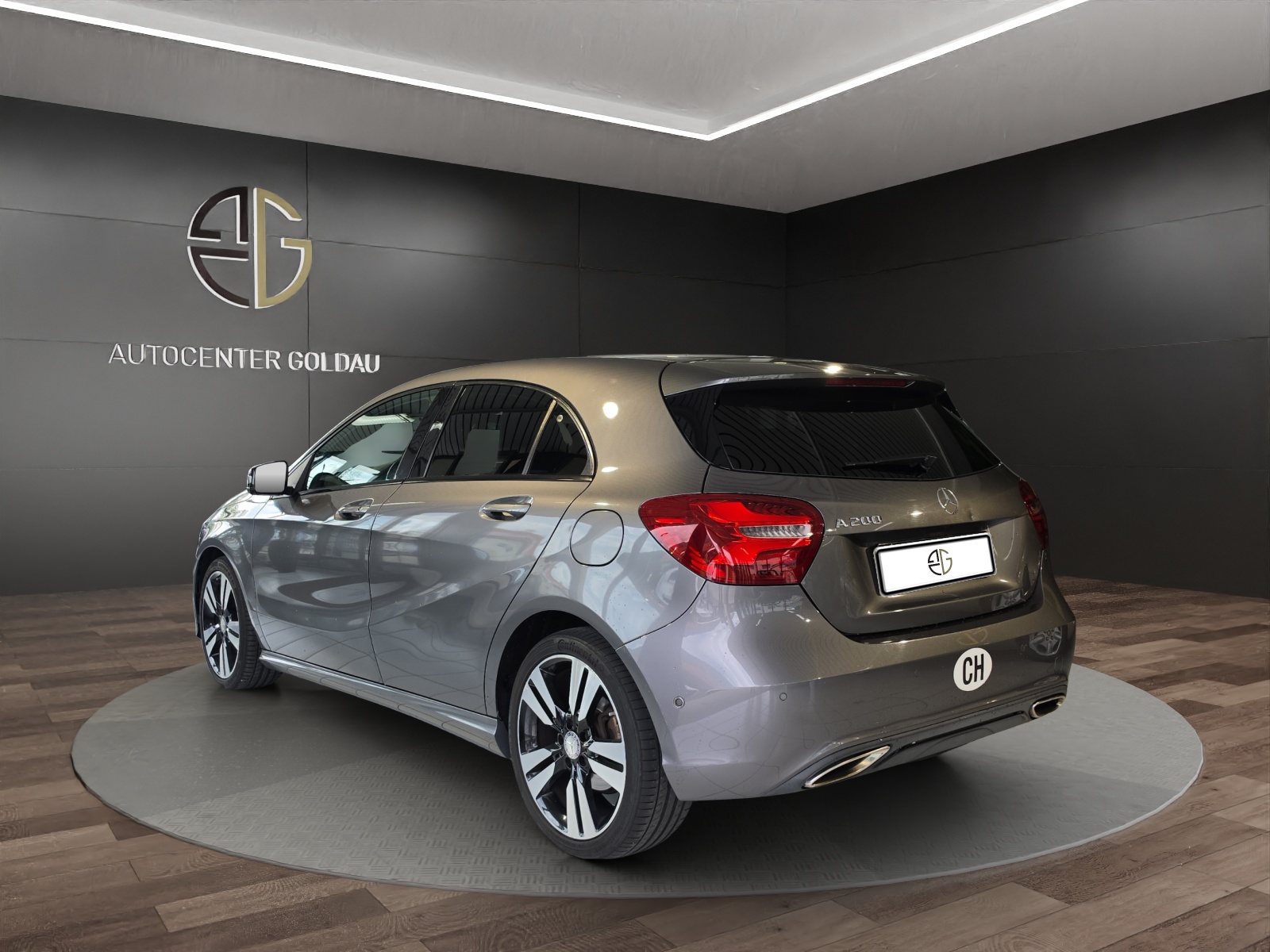 MERCEDES-BENZ A 200 Night Star 7G-DCT-showroom-element-1