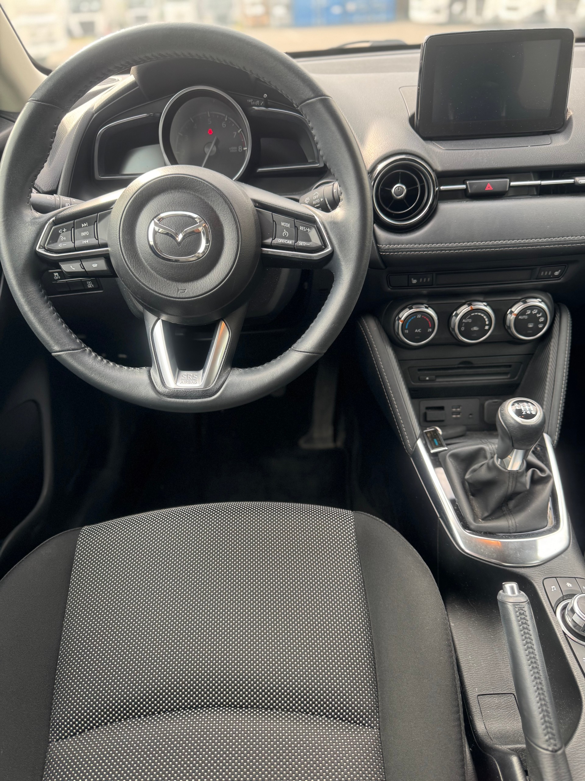 MAZDA 1.5 115 Revolution-image-5