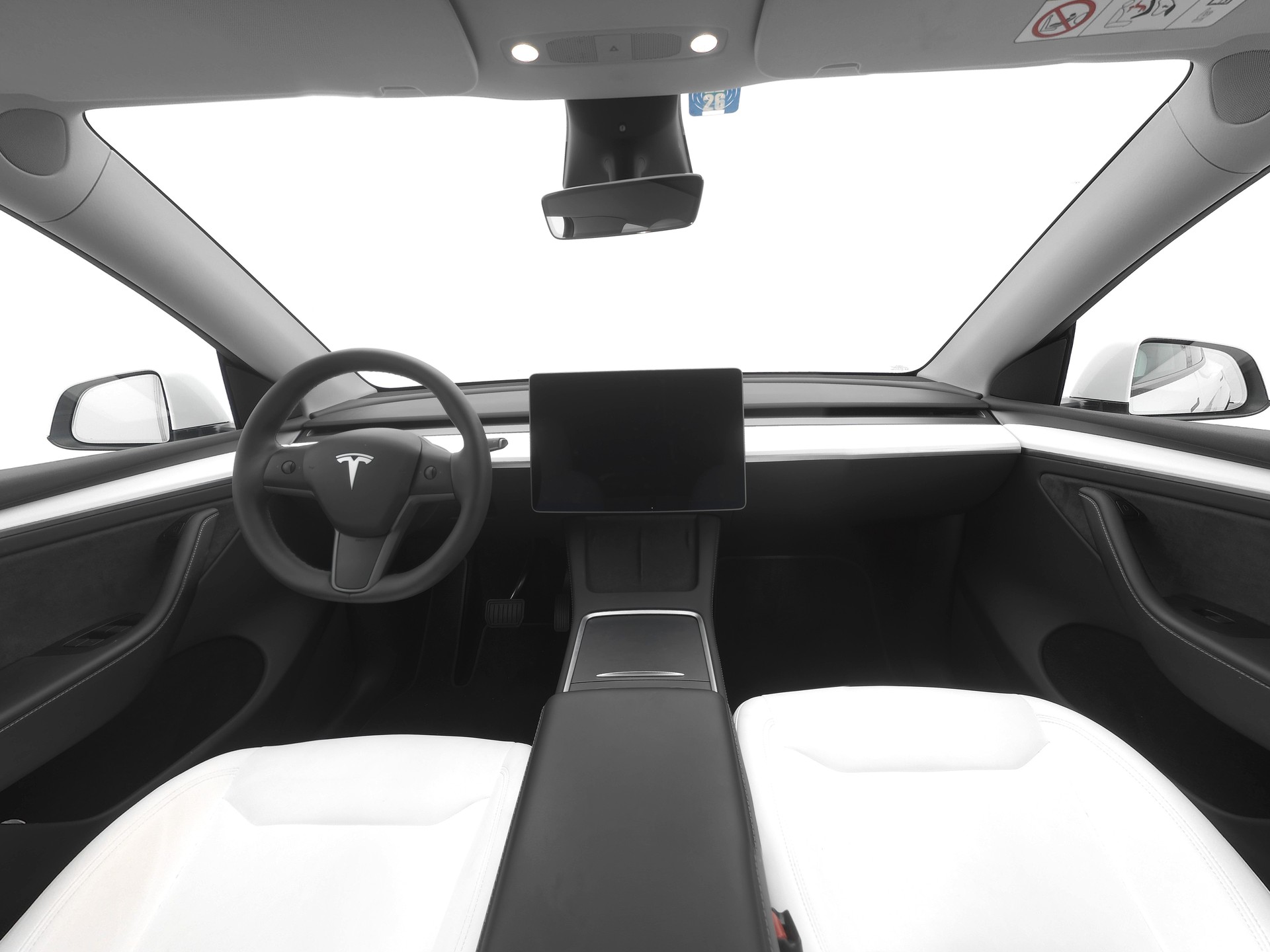TESLA Model Y Long Range AWD-image-5