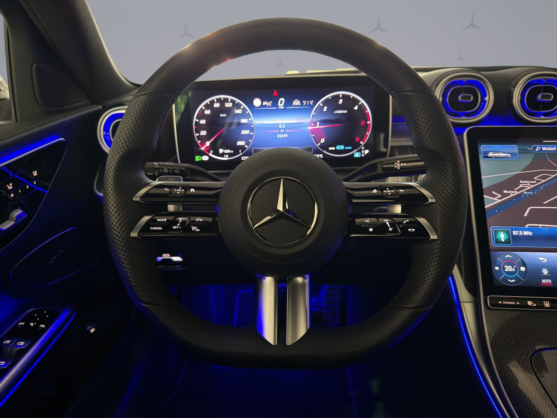 MERCEDES-BENZ C 220 d AMG Line 4matic Kombi-image-11
