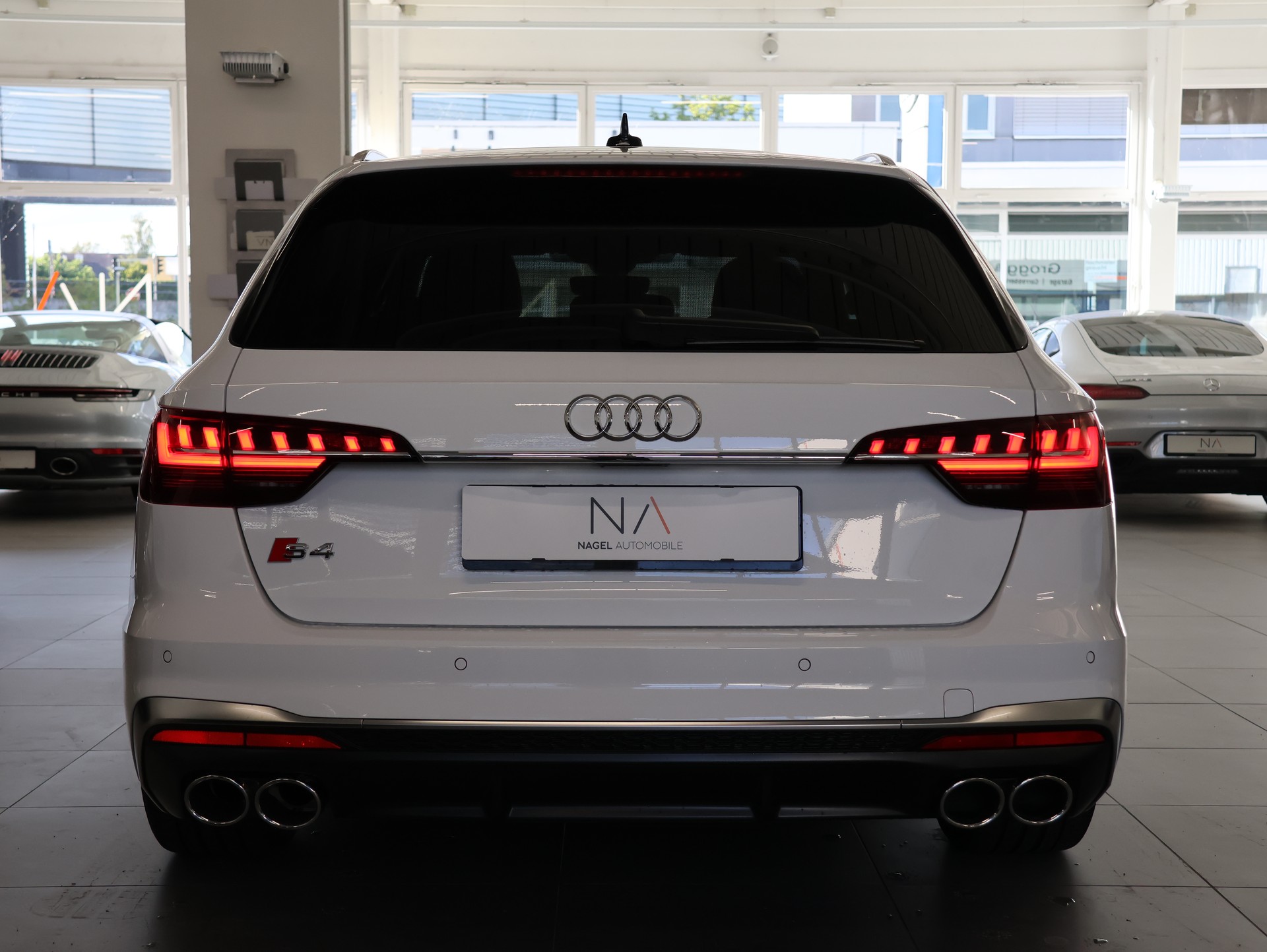 AUDI S4 Avant 3.0 TDI quattro tiptronic *Rückfahrkamera* *Sitzheizung*-image-6