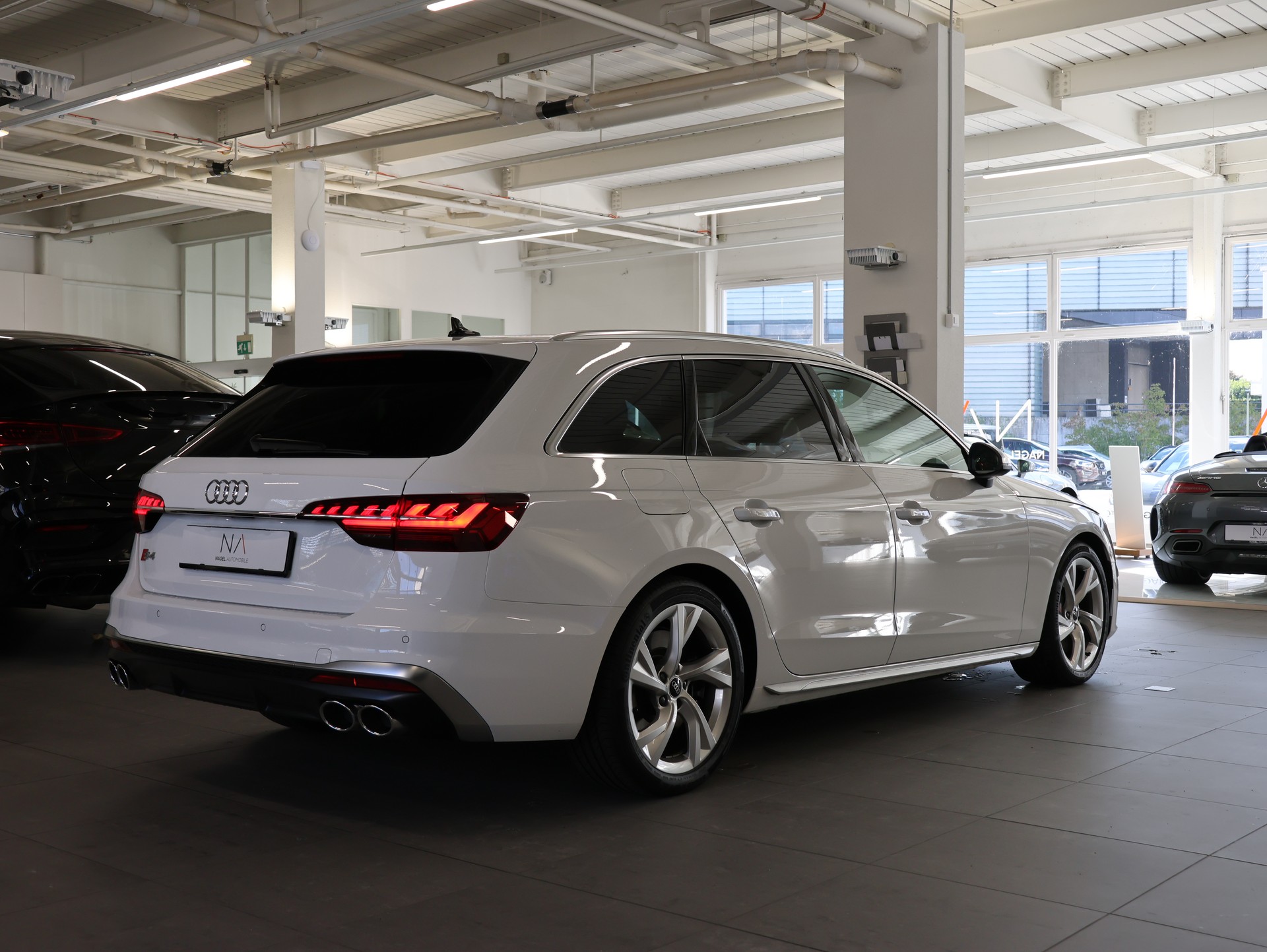 AUDI S4 Avant 3.0 TDI quattro tiptronic *Rückfahrkamera* *Sitzheizung*-image-7