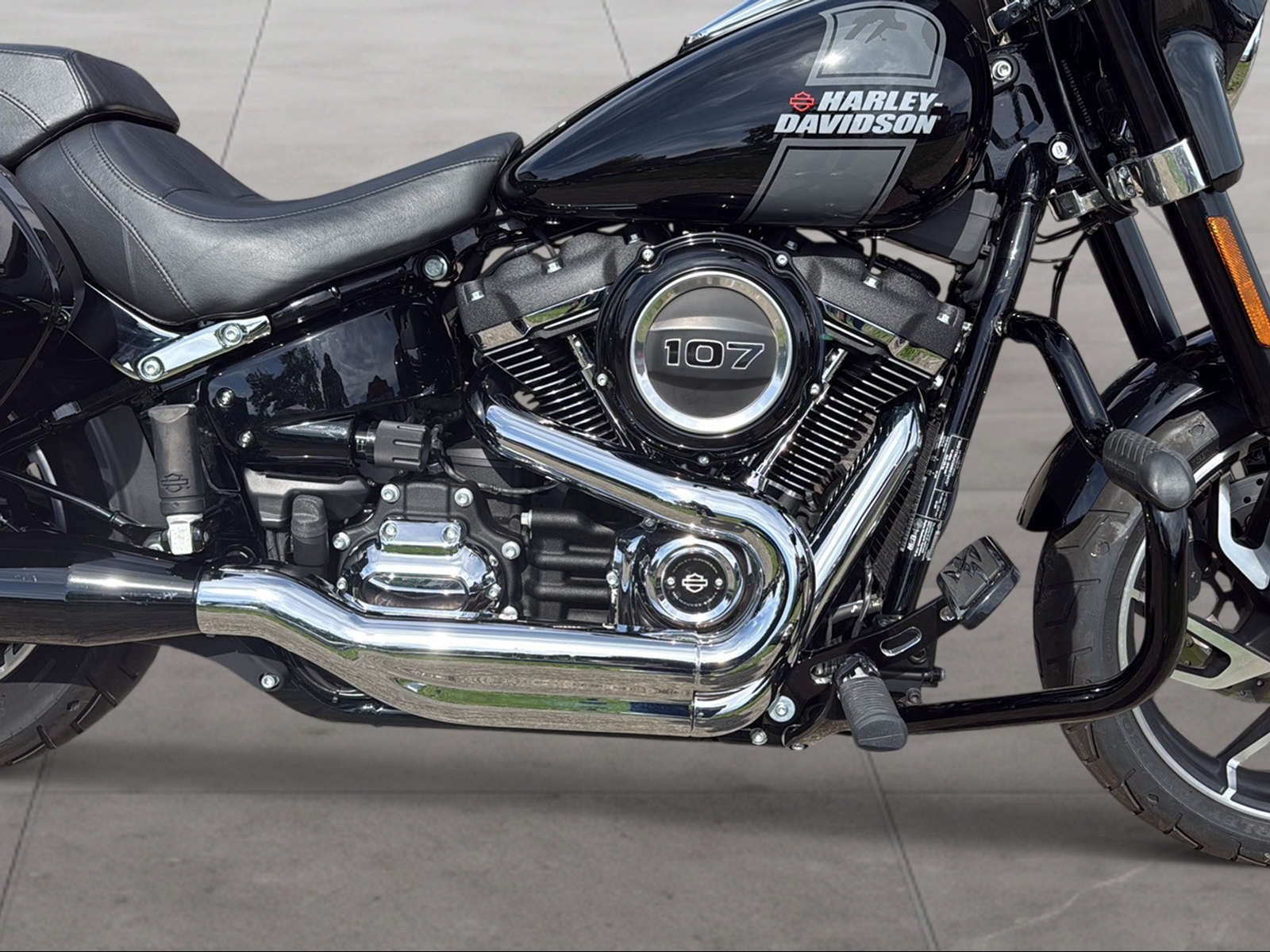 HARLEY-DAVIDSON FLSB Sport Glide Deluxe 107-image-4