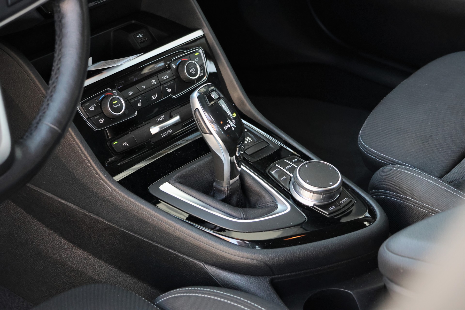 BMW 220d xDrive Gran Tourer Steptronic (CH)-image-10