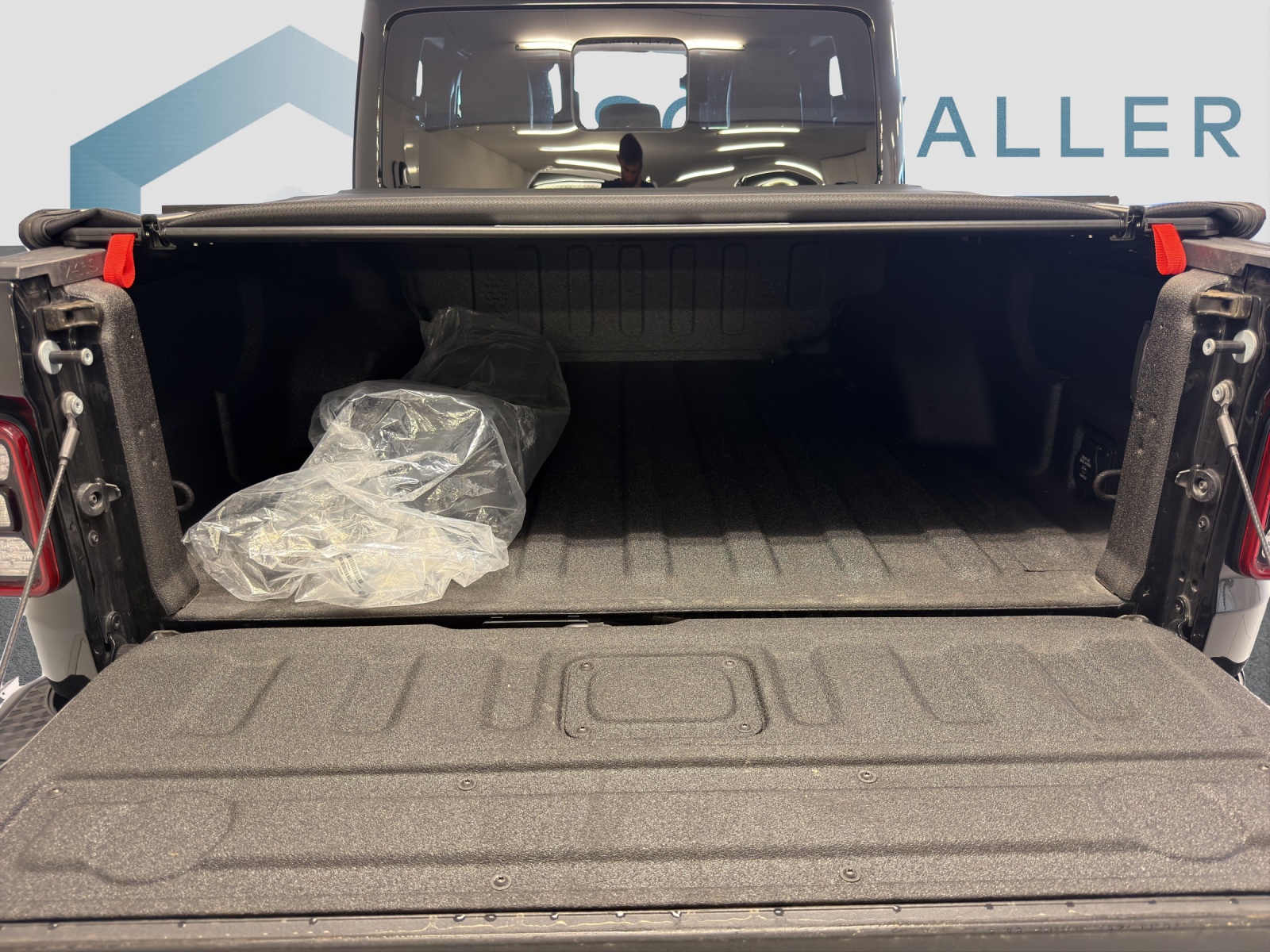 JEEP GLADIATOR 3.0 D Overland-image-6