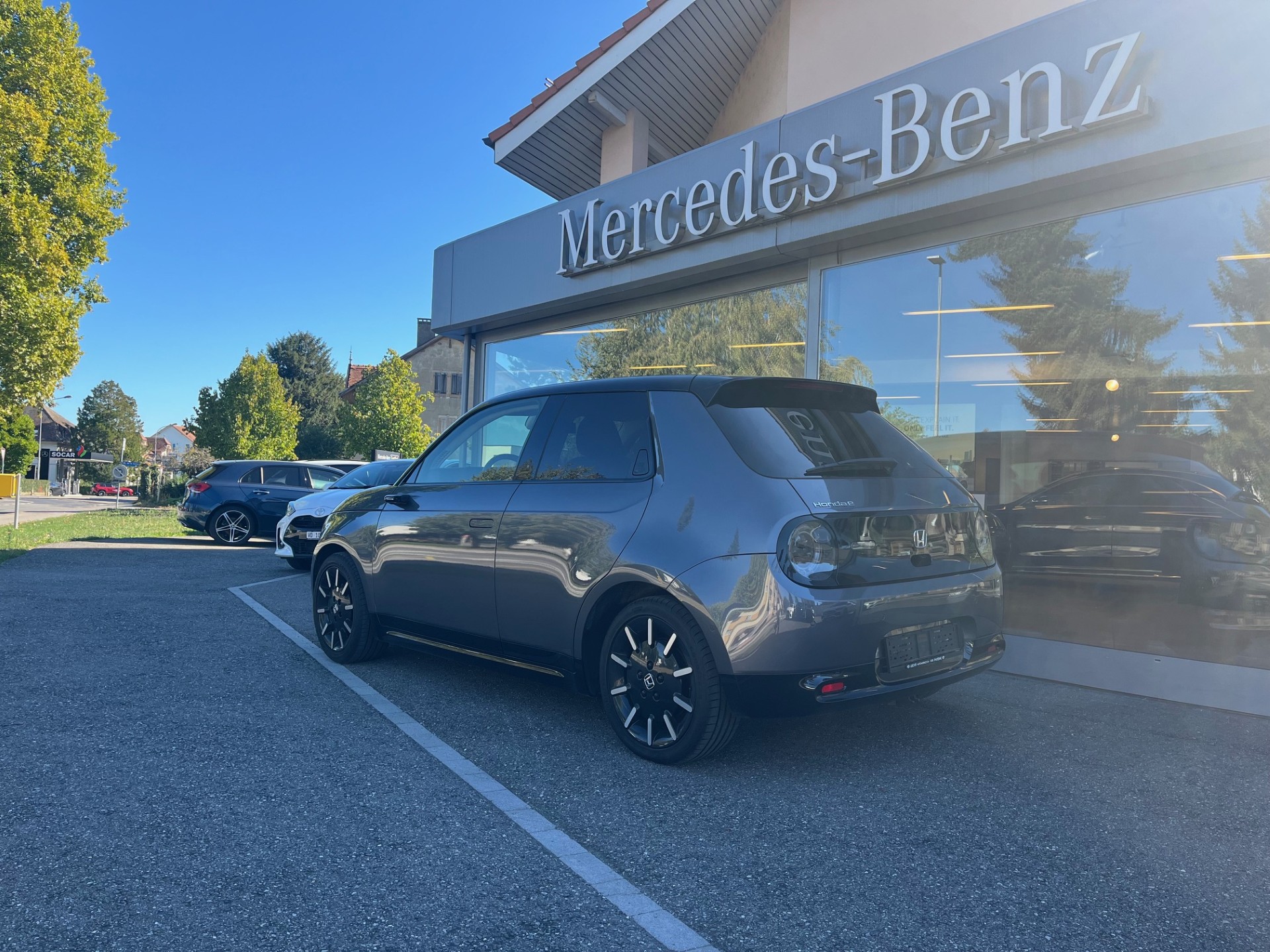 HONDA e Advance-showroom-element-2