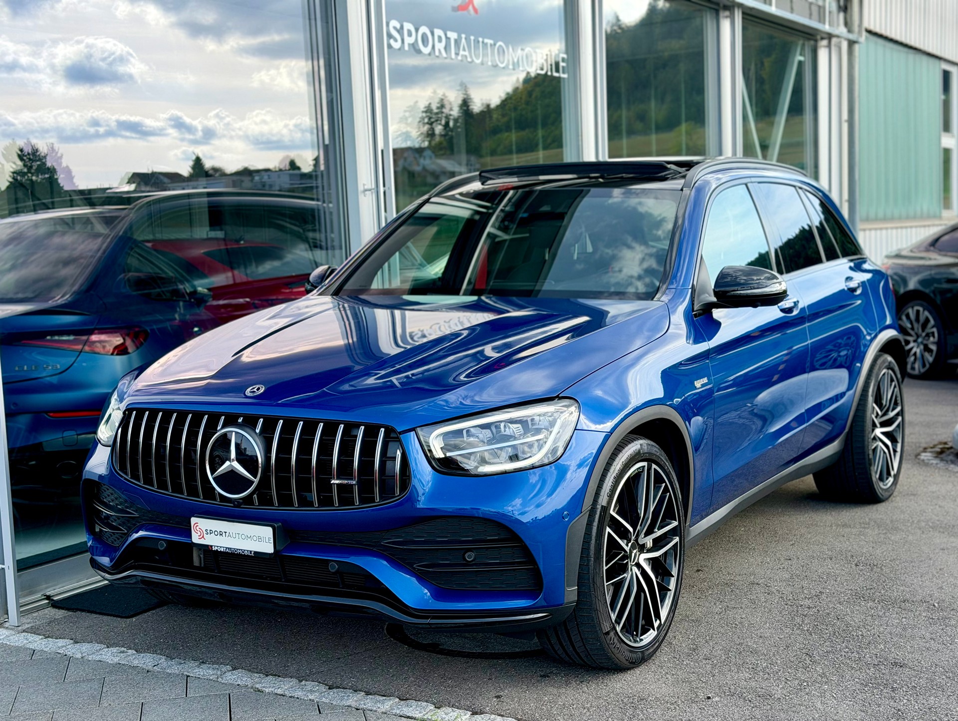 MERCEDES-BENZ GLC 43 AMG 4Matic 9G-Tronic-image-4