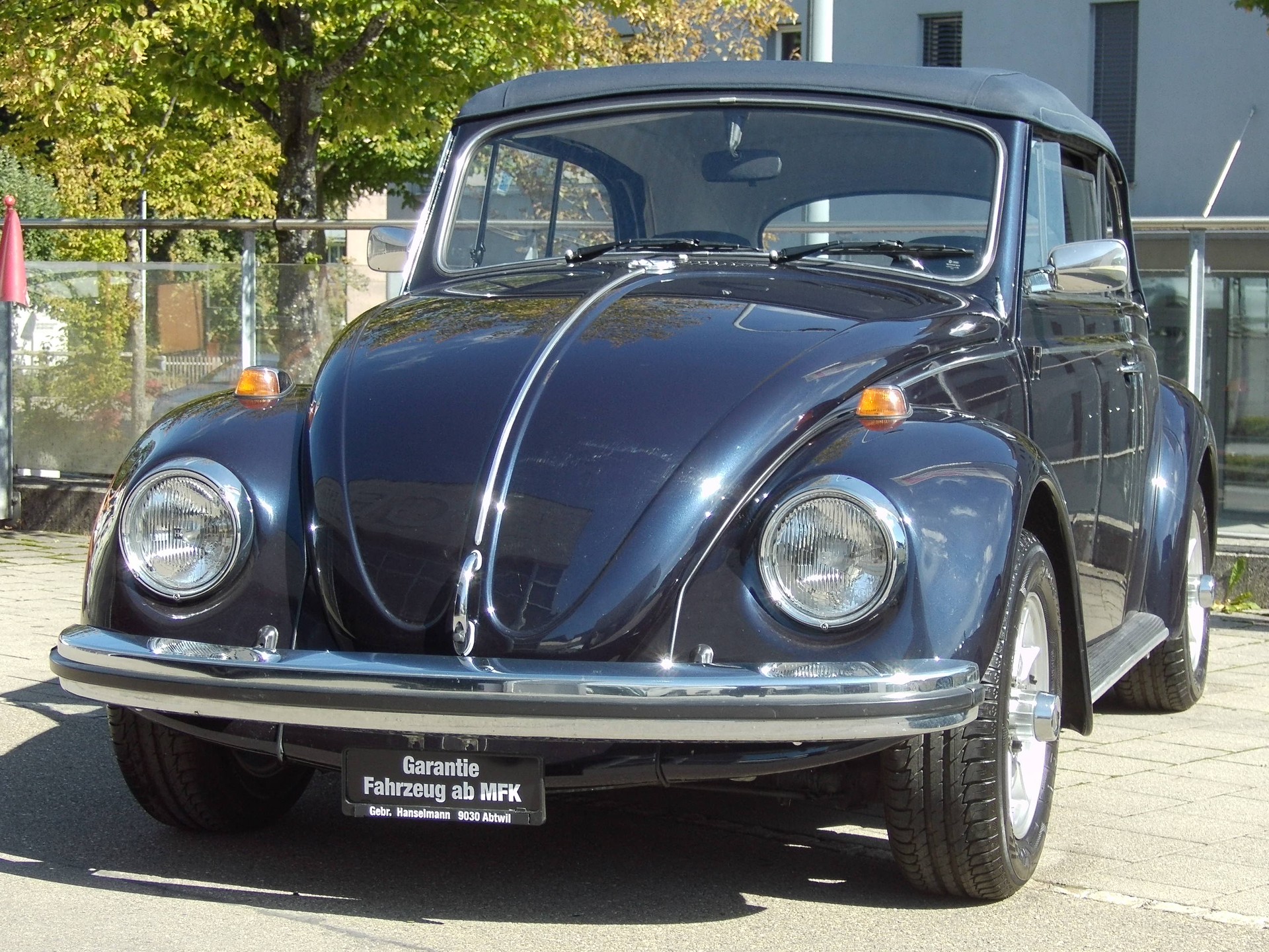 VW Cabriolet mit Veteraneneintrag für 6 Jahre-image-6