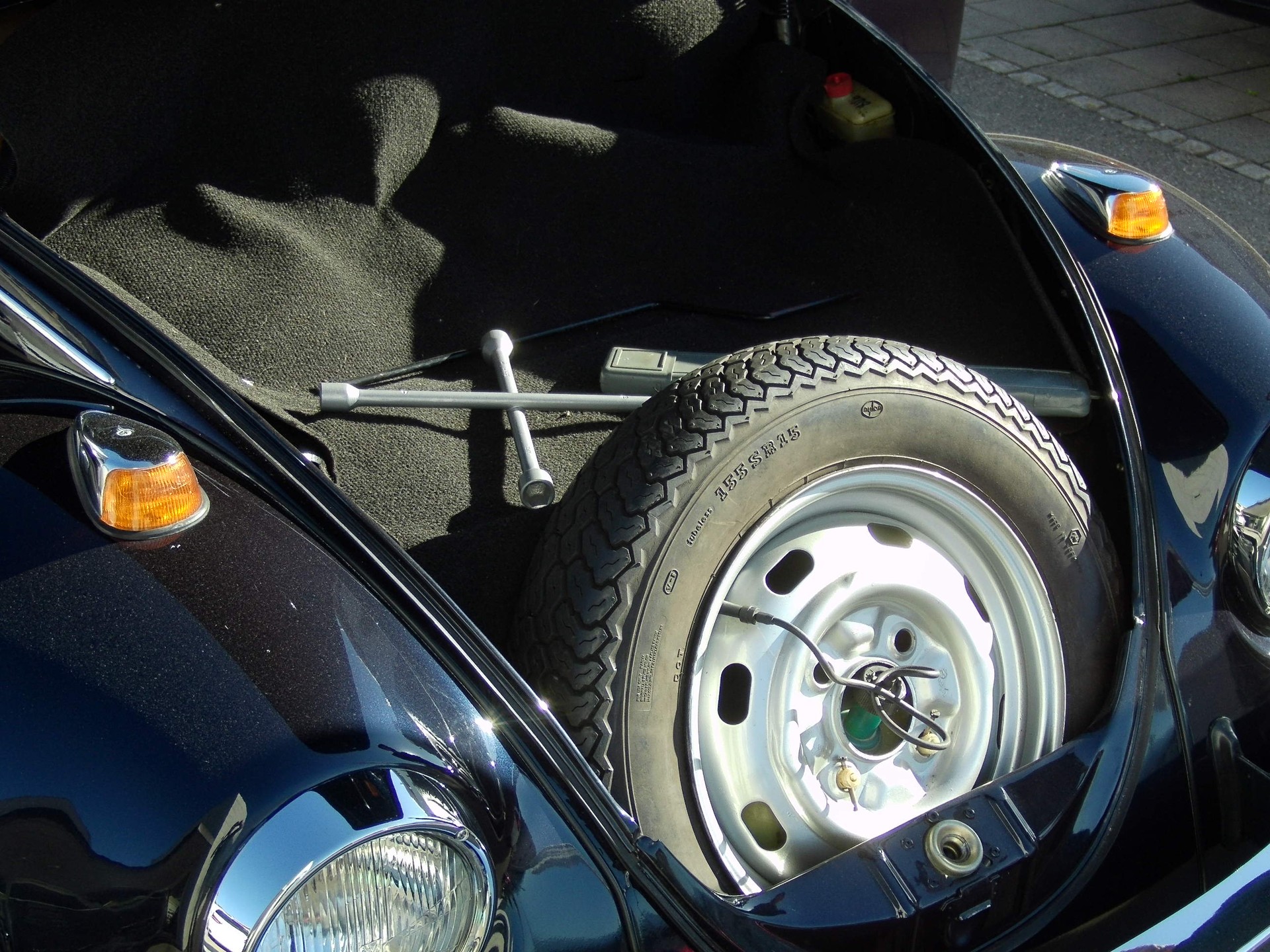VW Cabriolet mit Veteraneneintrag für 6 Jahre-image-7