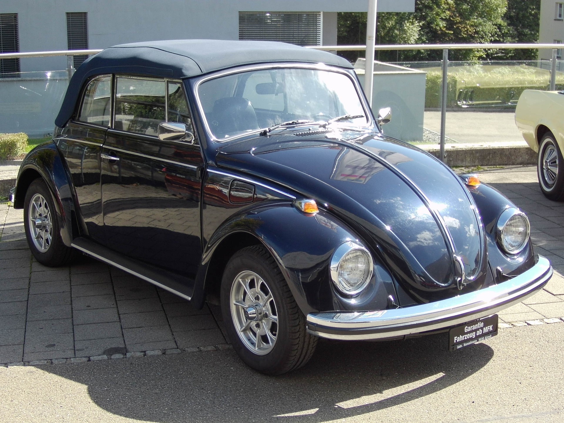 VW Cabriolet mit Veteraneneintrag für 6 Jahre-image-3
