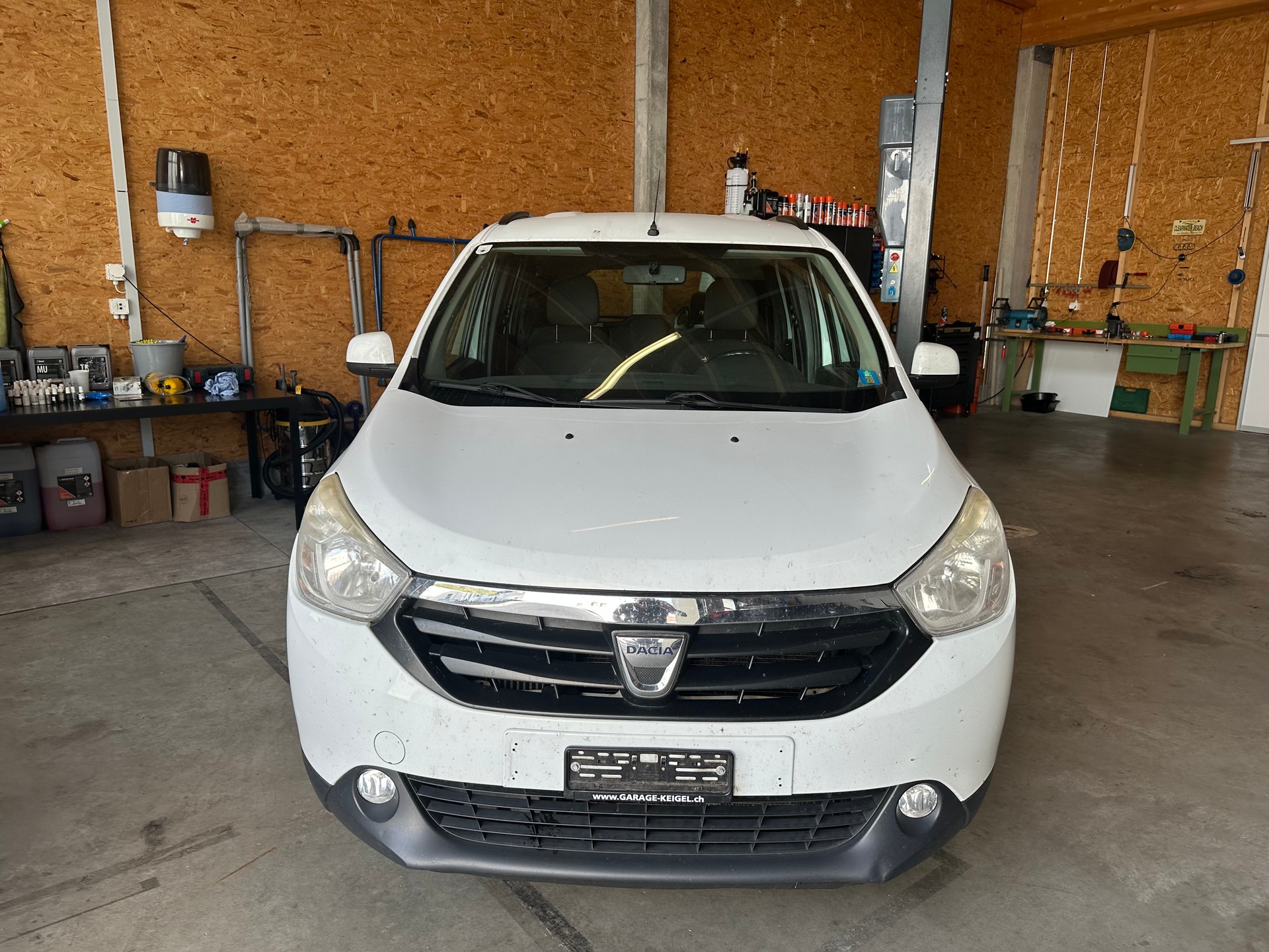 DACIA Lodgy 1.2 Turbo Supreme-showroom-element-1
