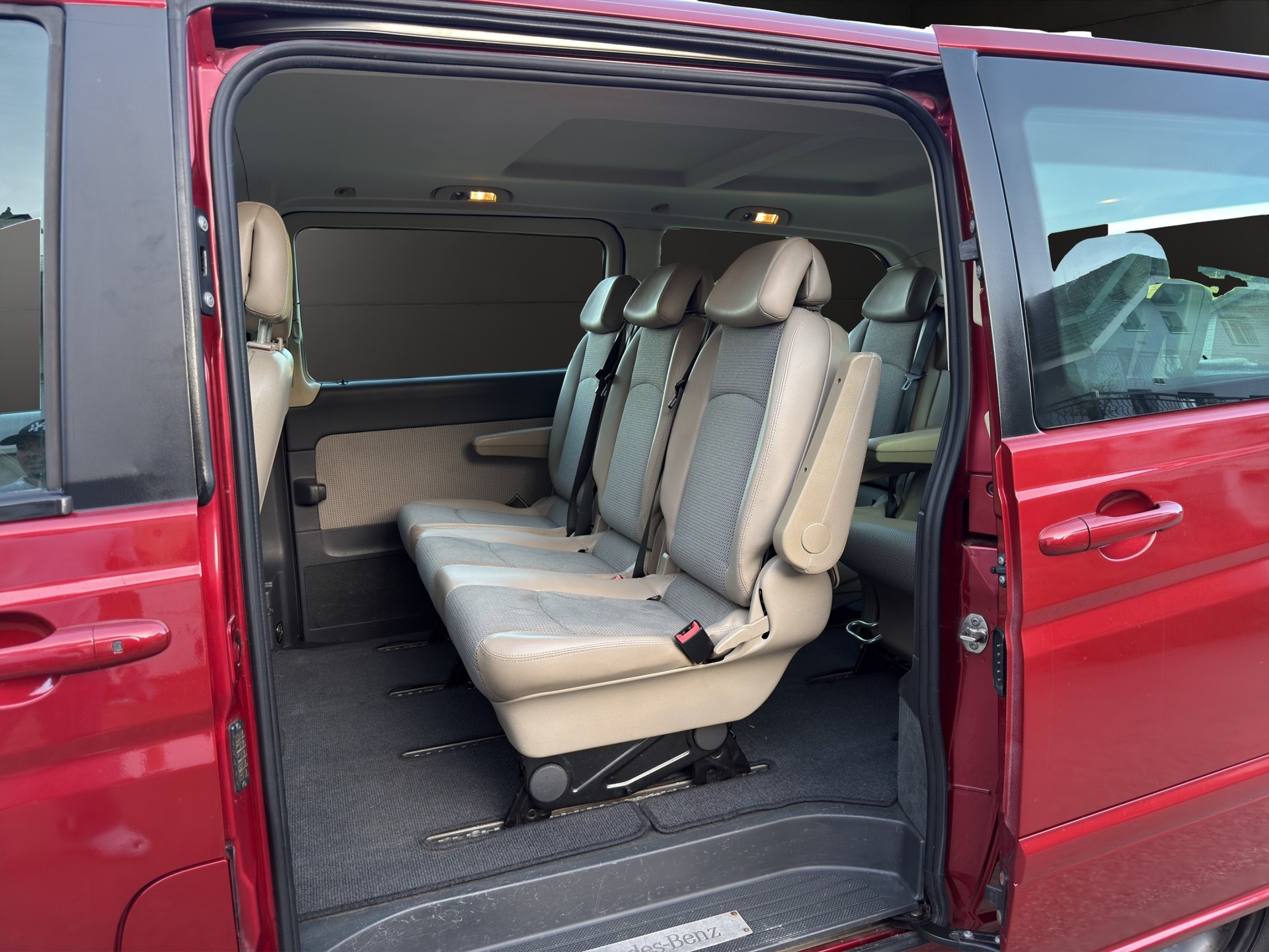 MERCEDES-BENZ Viano 2.2 CDI Blue Efficiency Trend EL 4Matic A-image-11