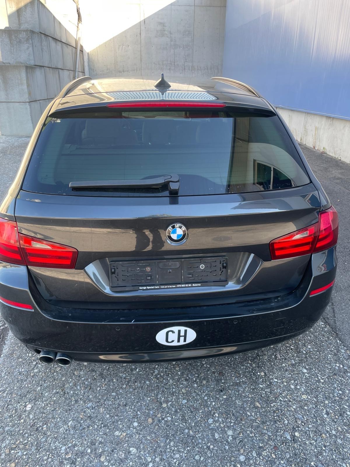 BMW 525d xDrive Touring Steptronic-image-3