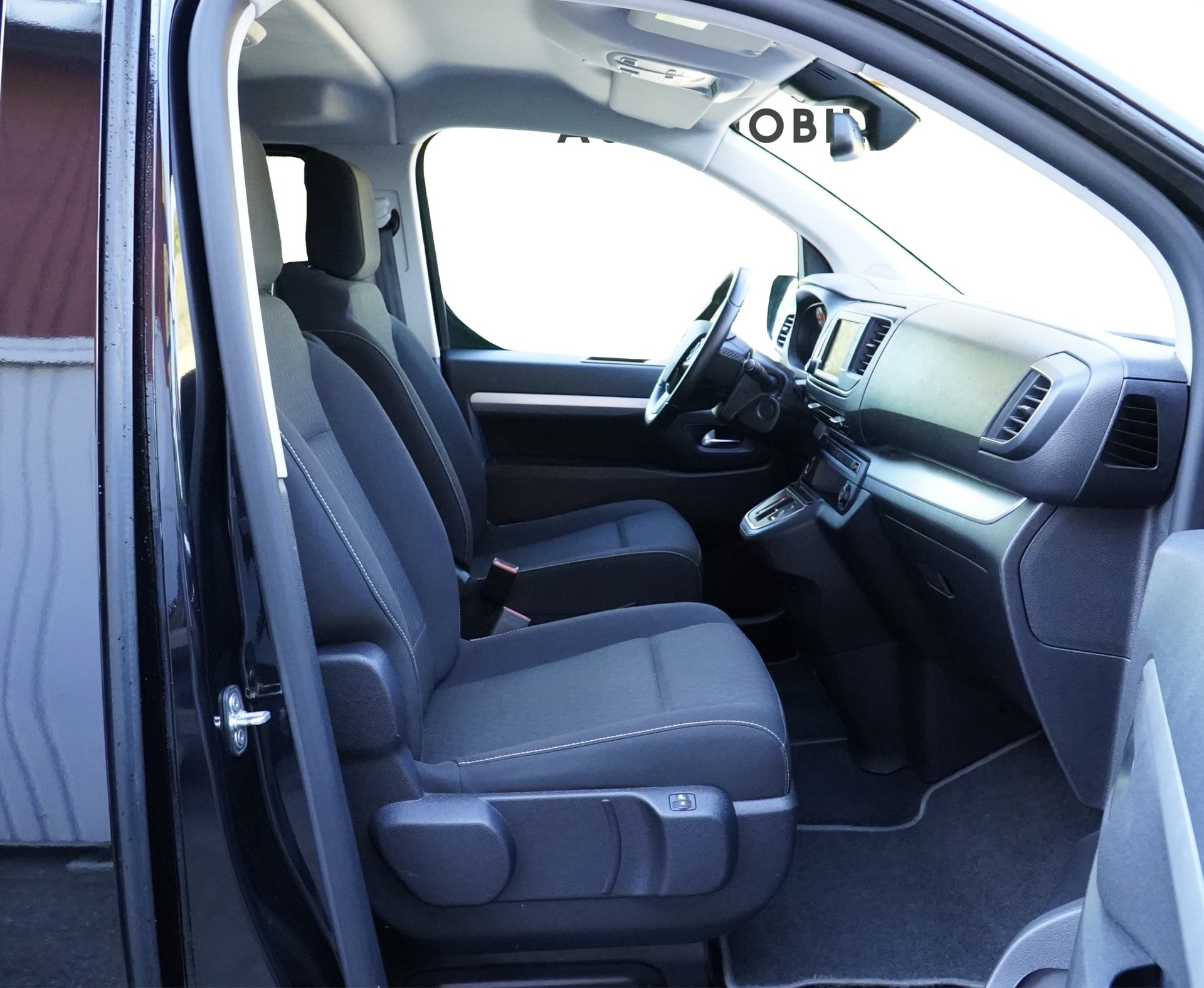OPEL Zafira-e Life 75kWh Business Edition L * CH Fahrzeug-8-Sitze*-image-12