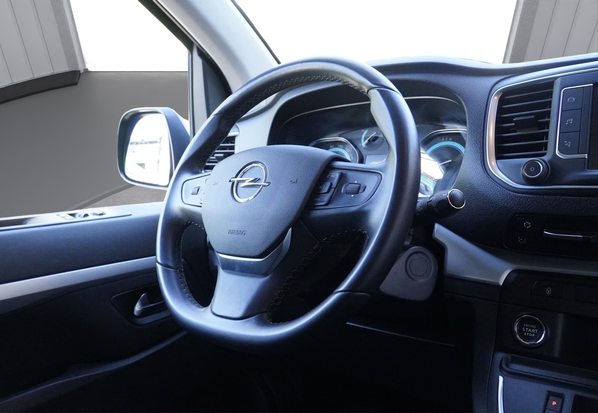 OPEL Zafira-e Life 75kWh Business Edition L * CH Fahrzeug-8-Sitze*-image-14