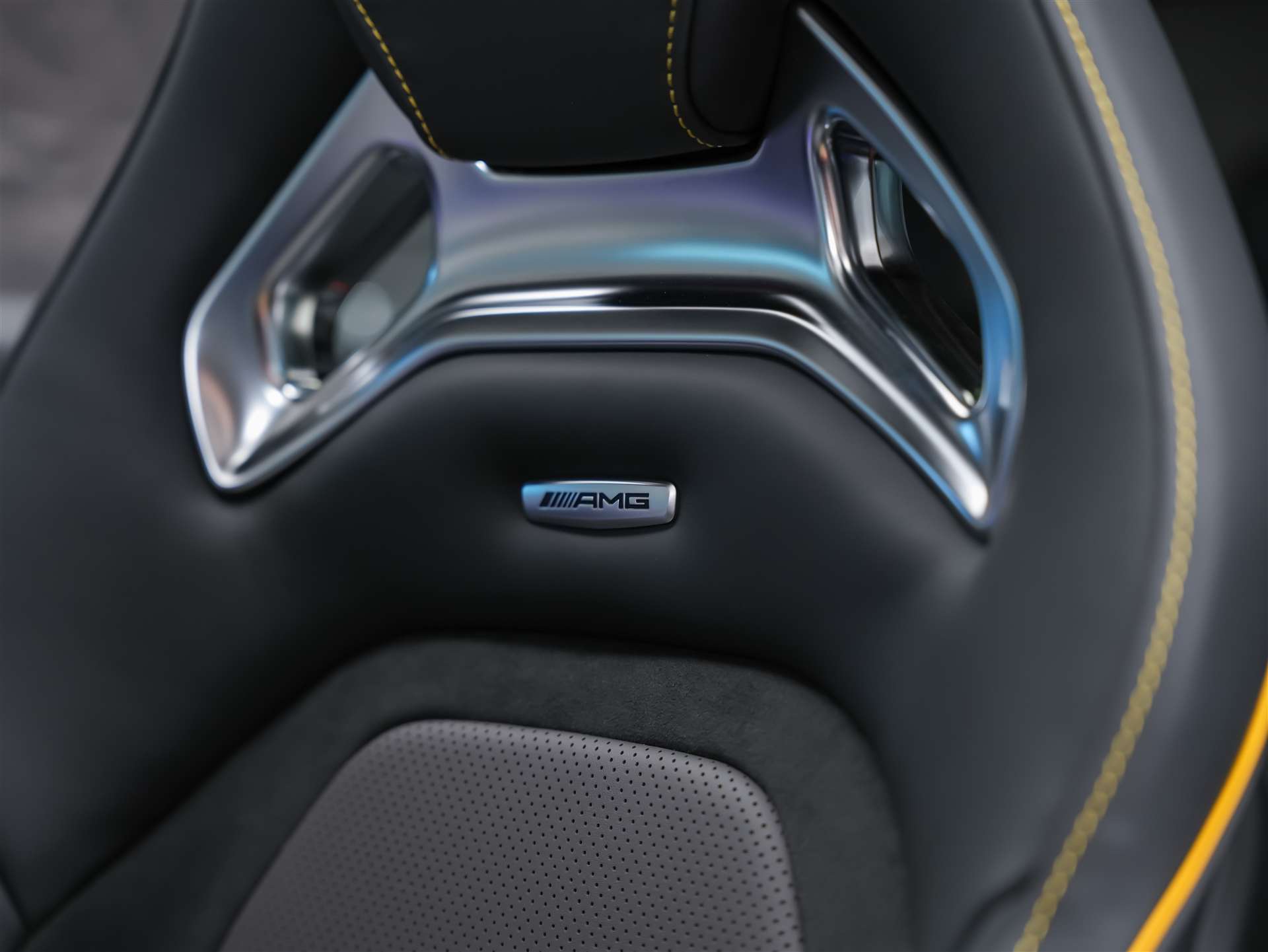 MERCEDES-BENZ AMG E 63 S 4Matic+ Speedshift 9G-TCT *FINAL EDITION*MSI+*Schalensitze*Panorama*Sitzbelüftung*-image-10