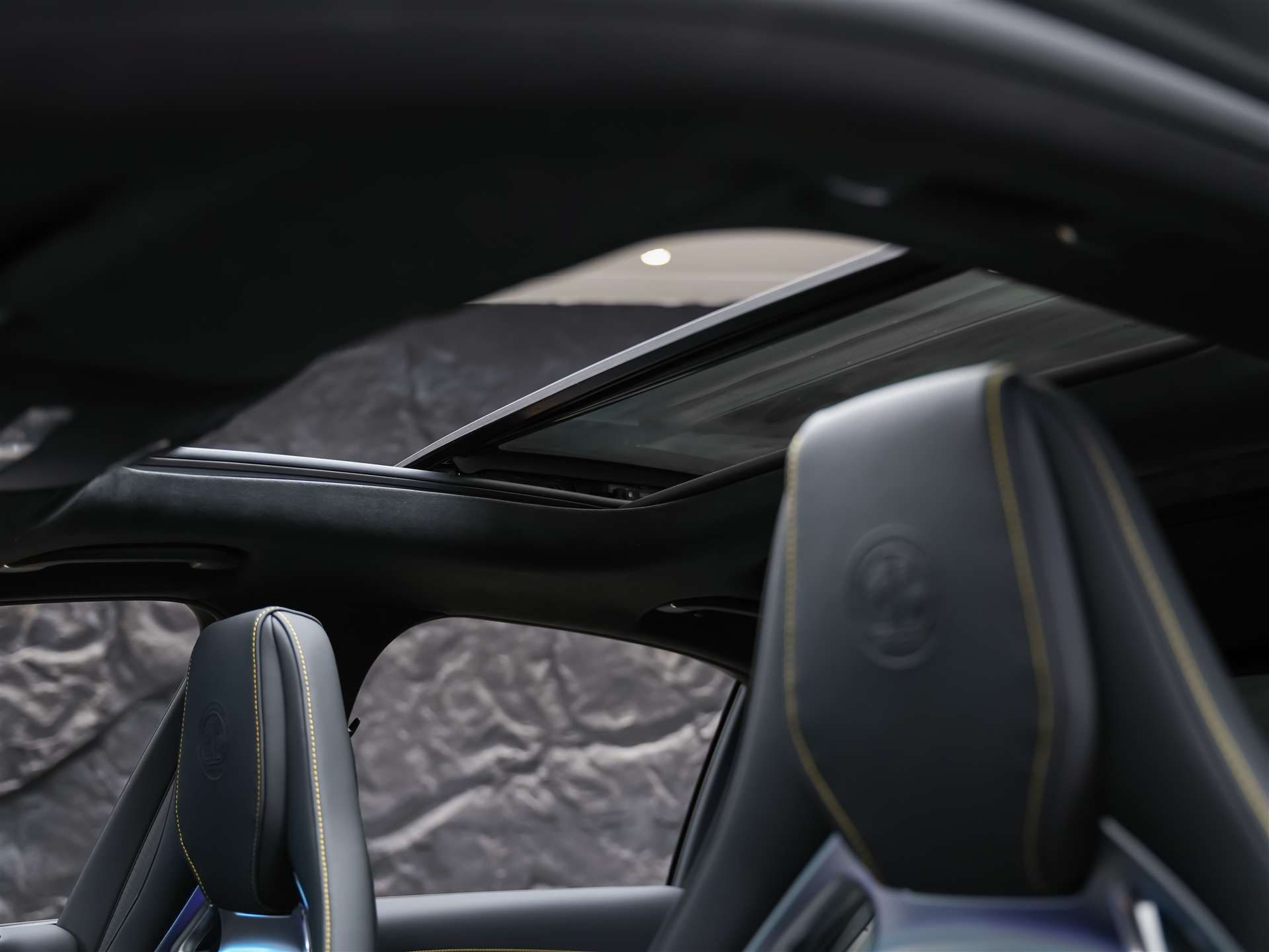 MERCEDES-BENZ AMG E 63 S 4Matic+ Speedshift 9G-TCT *FINAL EDITION*MSI+*Schalensitze*Panorama*Sitzbelüftung*-image-12