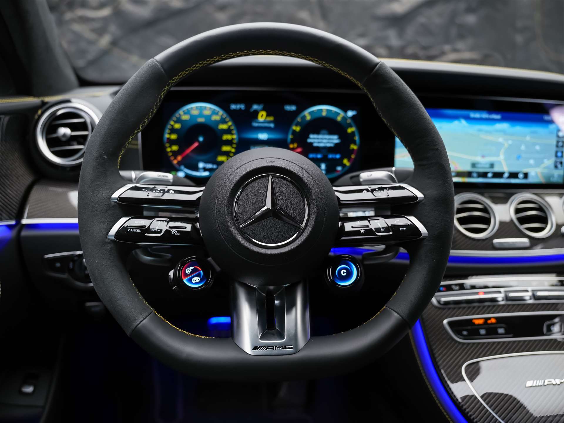 MERCEDES-BENZ AMG E 63 S 4Matic+ Speedshift 9G-TCT *FINAL EDITION*MSI+*Schalensitze*Panorama*Sitzbelüftung*-image-33