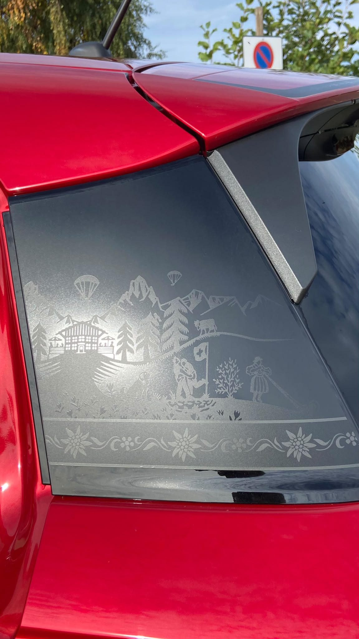 SUZUKI 1.2 Compact Top Hybrid-image-3