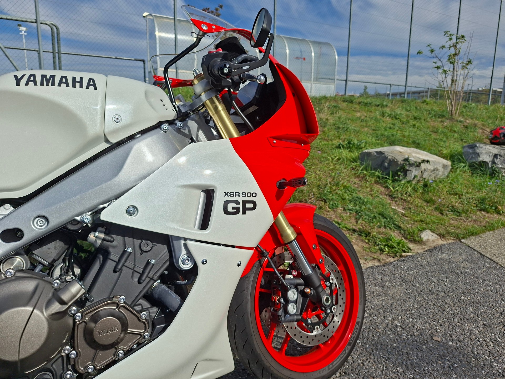YAMAHA XSR 900 GP-image-2