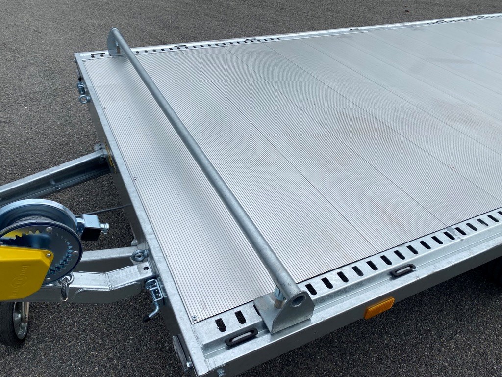 HUMBAUR 3500 Kg. Autotransporter Alu-image-11