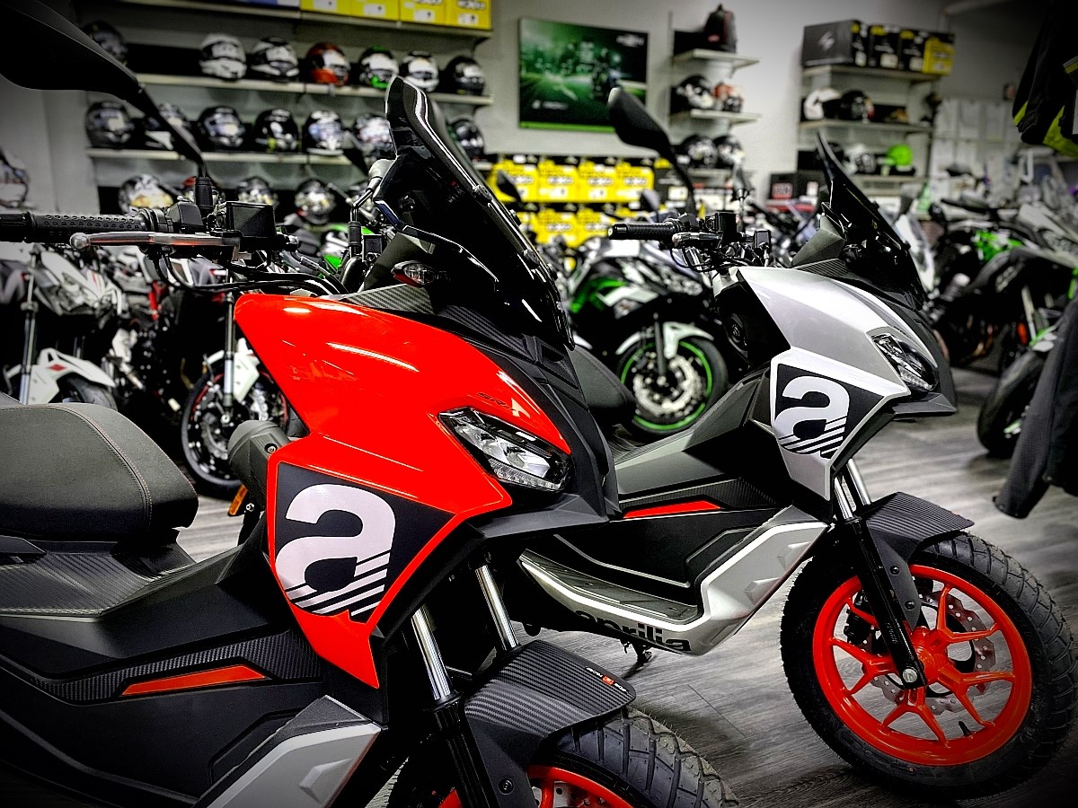 APRILIA SR 125 GT Sport-image-1