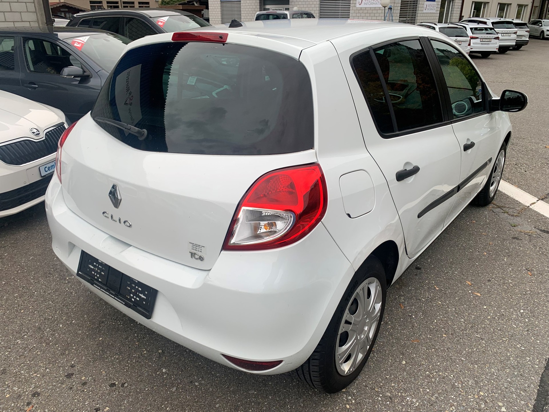 RENAULT Clio 1.2 16V Turbo Night&Day-image-6