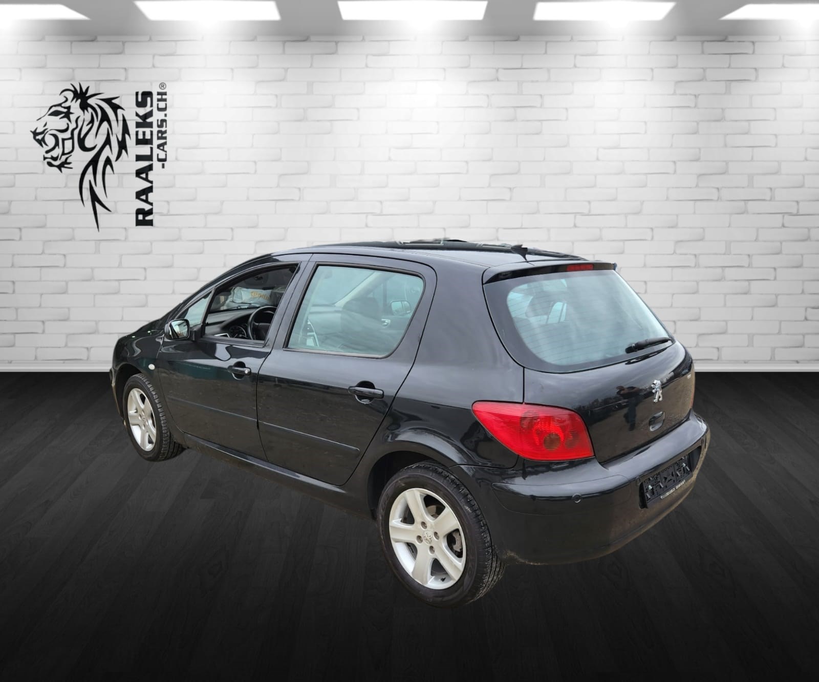PEUGEOT 307 2.0 16V XT-showroom-element-3