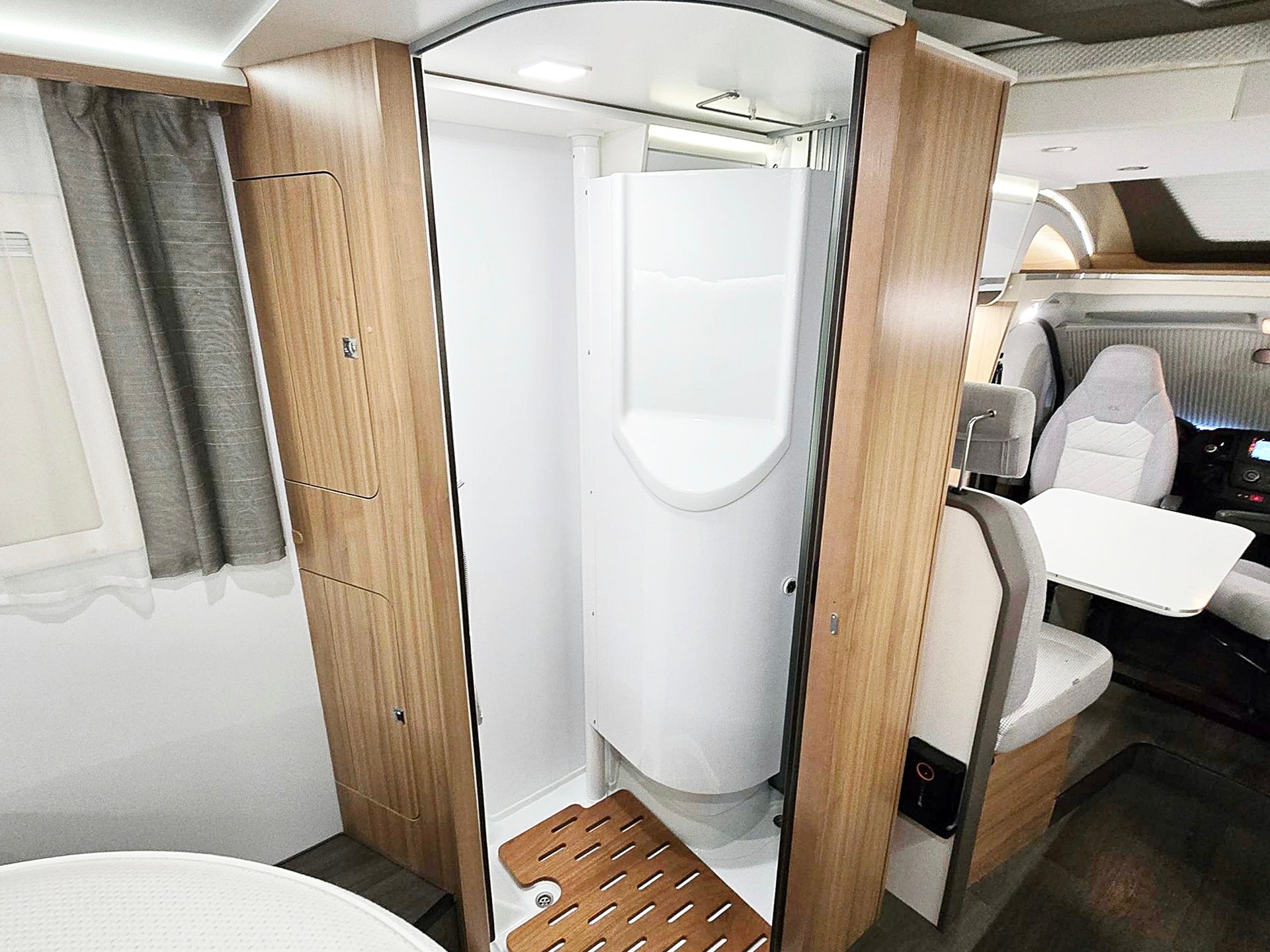 ADRIA MATRIX AXESS 600 SC 2,2 HDI DIESEL CITROEN-image-13