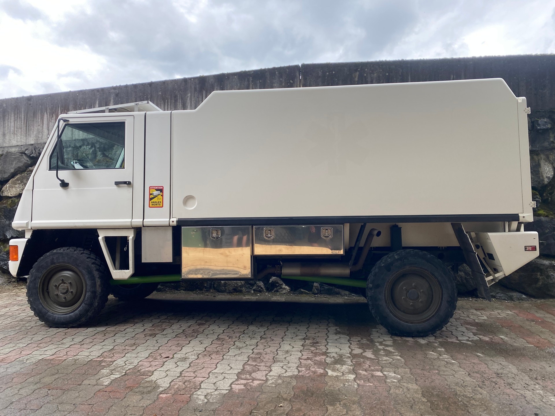 BUCHER Duro 4x4-image-4