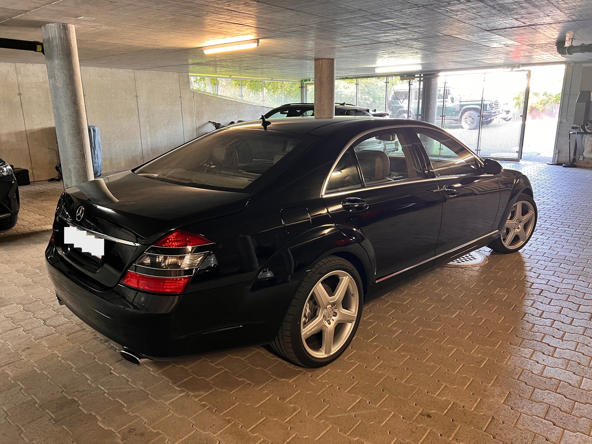 MERCEDES-BENZ S 600 L-image-4
