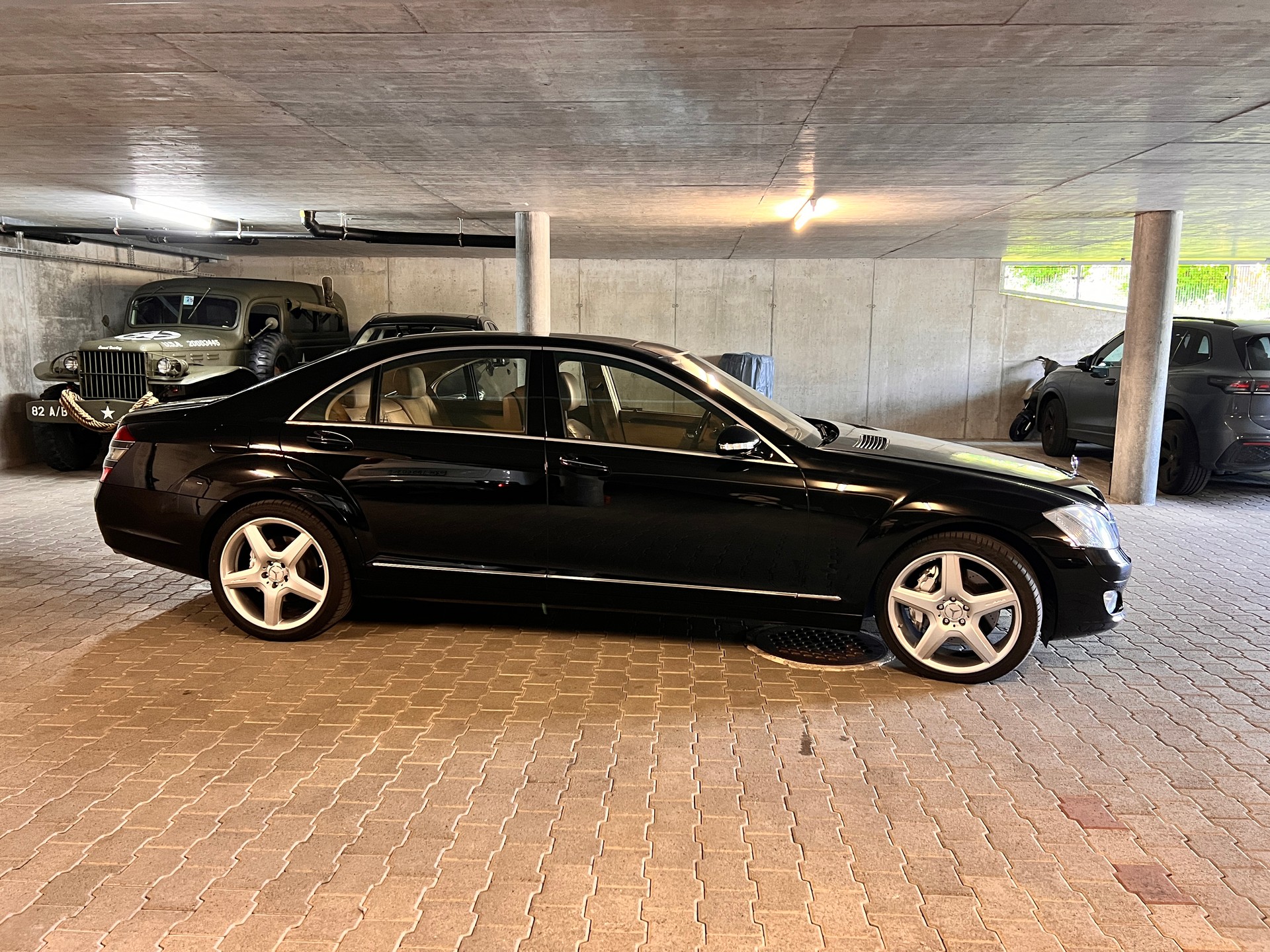 MERCEDES-BENZ S 600 L-image-1