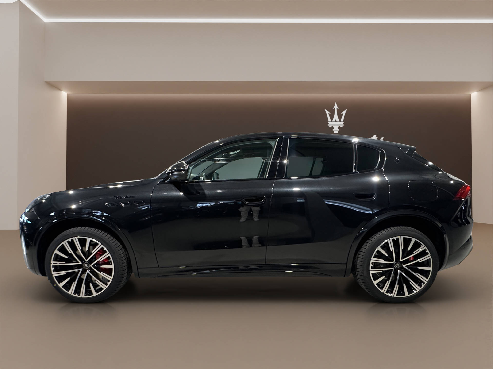 MASERATI Grecale 2.0 Hybrid Modena-image-7