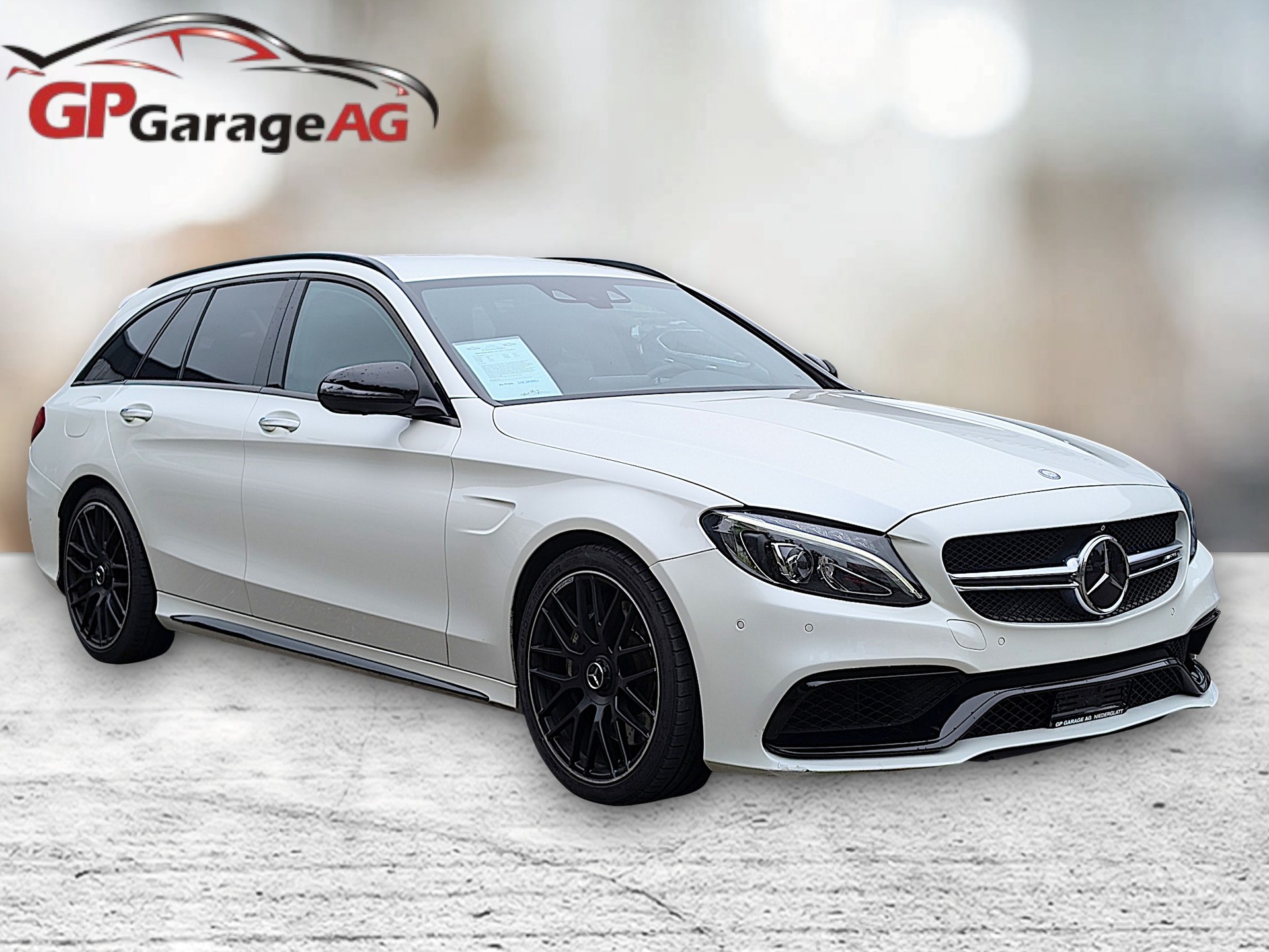 MERCEDES-BENZ C 63 AMG Speedshift-image-7